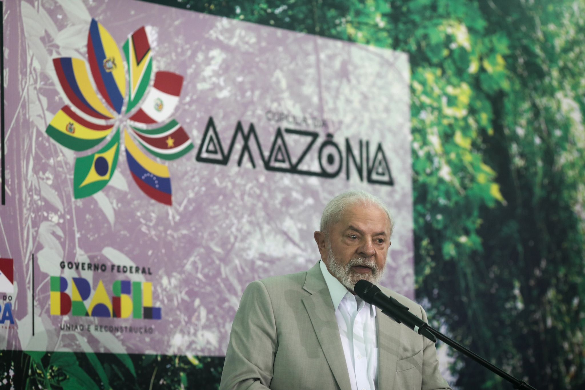 Der Brasilianische Präsident Lula Fordert Die Industriestaaten Auf, Ihren Eigenen Beitrag Zum Klima- Und Umweltschutz Zu Leisten.