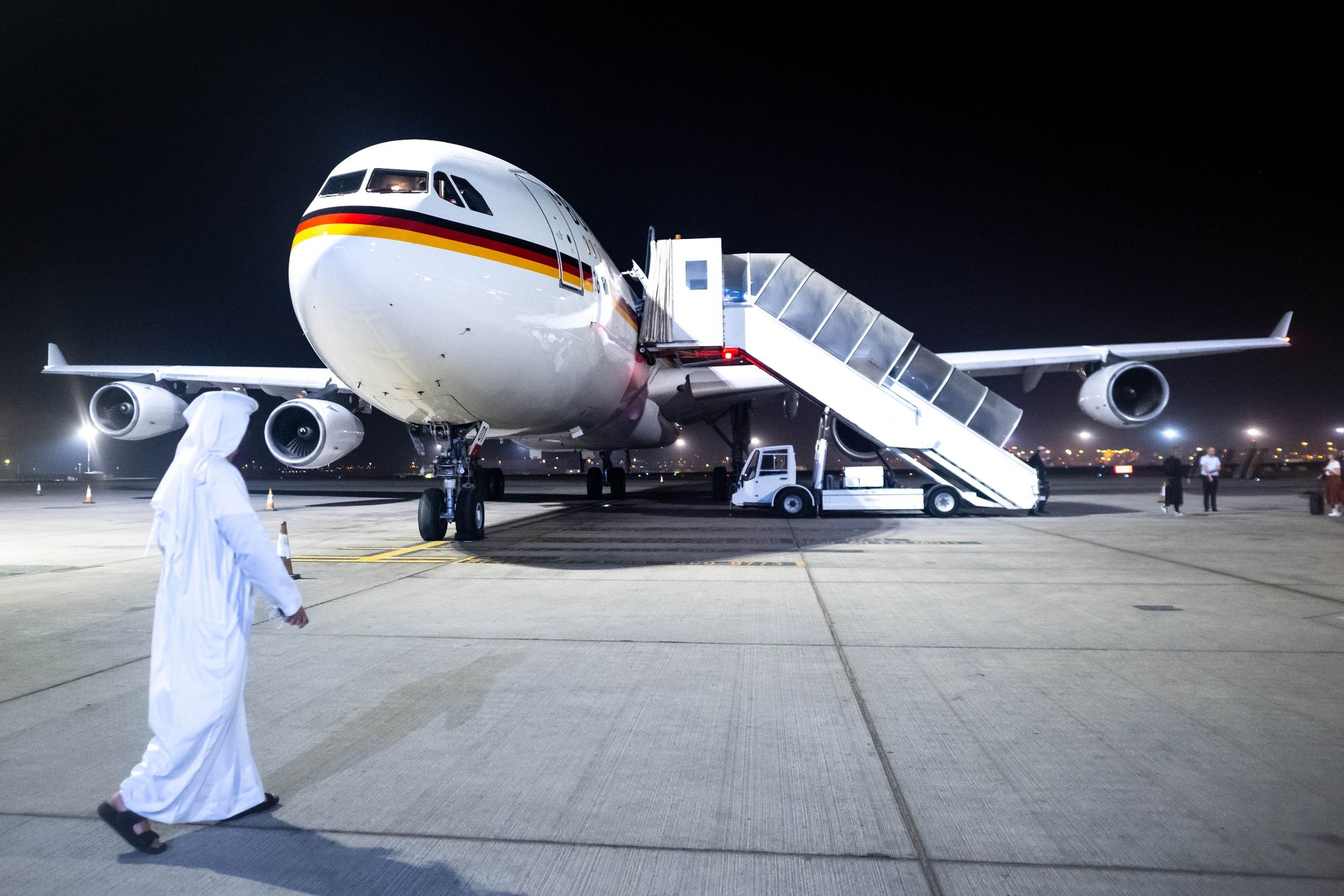 Der Regierungs-Airbus A340 Am Flughafen Abu Dhabi.