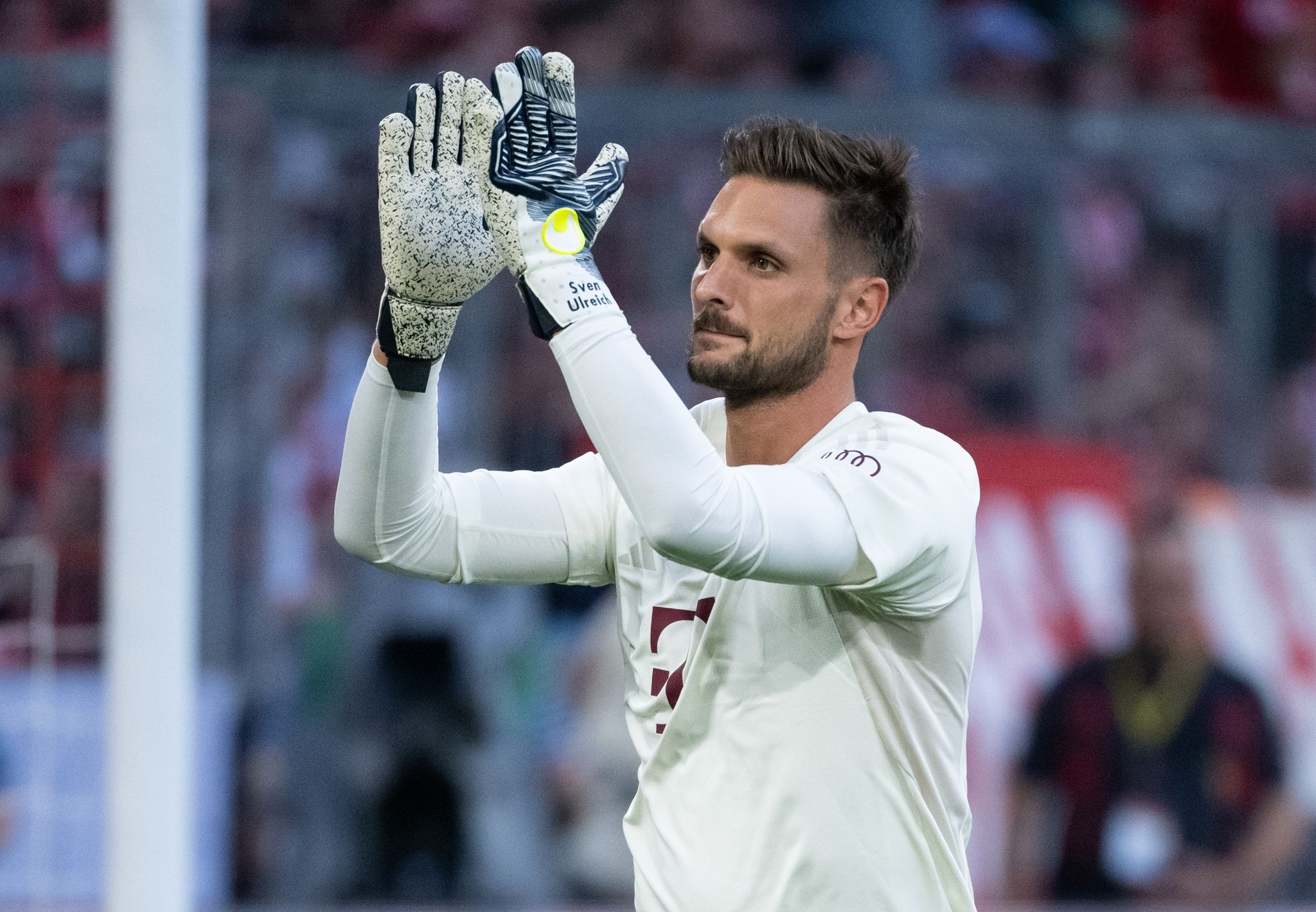 Soll Einem Bericht Zufolge Vorerst Die Nummer Eins Bleiben: Sven Ulreich.