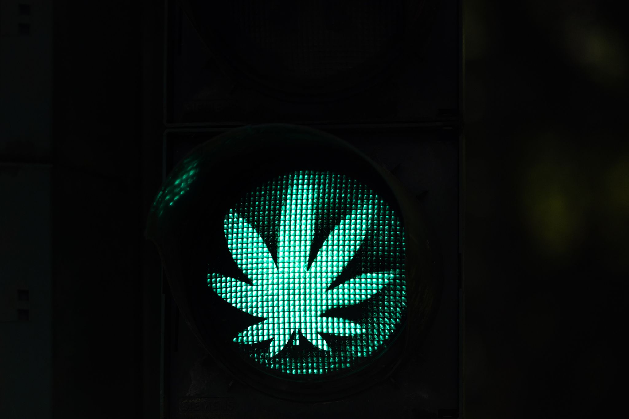 Die Cannabis-Legalisierung In Deutschland Soll Kommen. Das Bundeskabinett Beschloss Einen Entsprechenden Gesetzesentwurf Von Gesundheitsminister Lauterbach.