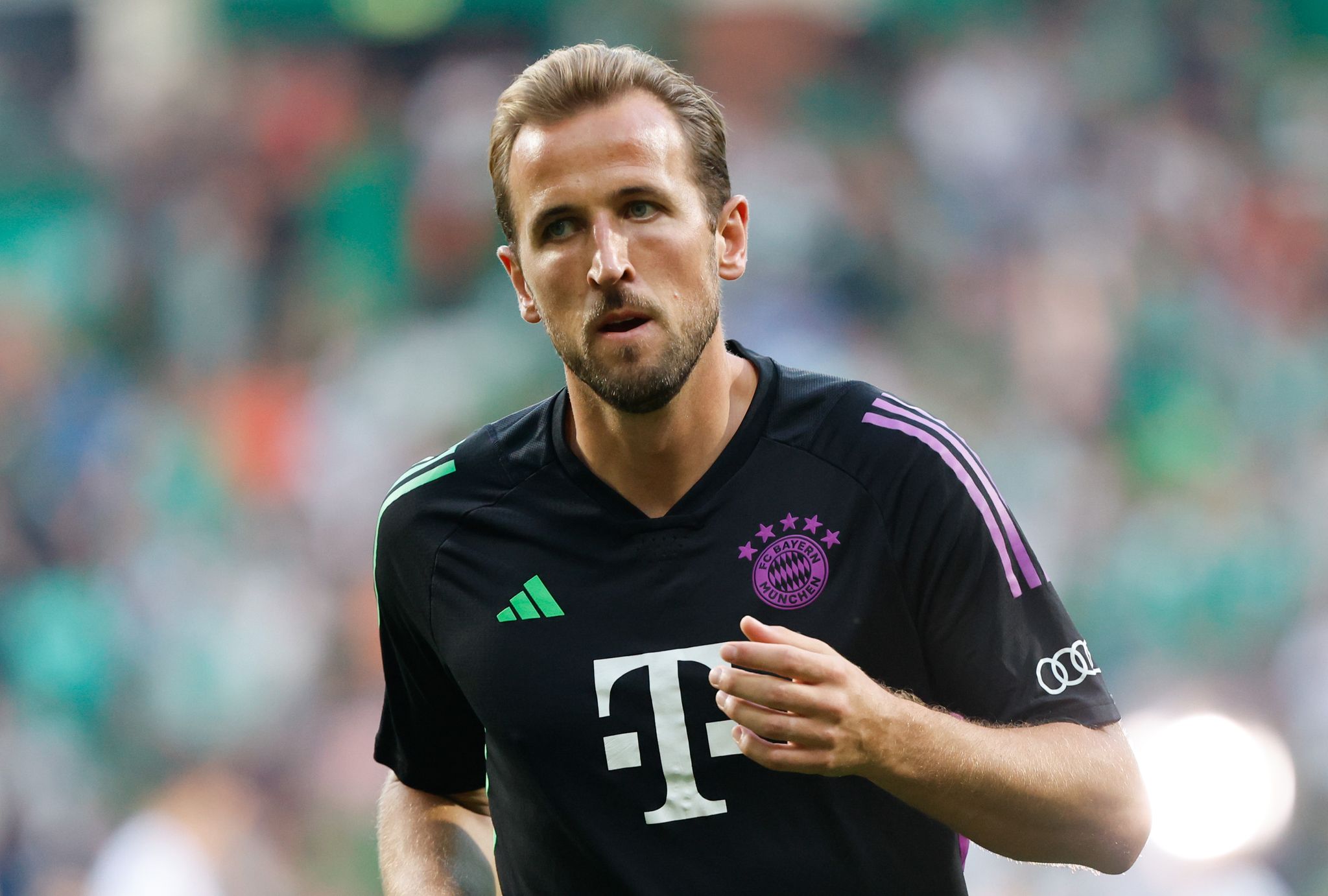 Harry Kane Muss Sich Nach Seinem Wechsel Zum FC Bayern München An Viel Neues Gewöhnen.