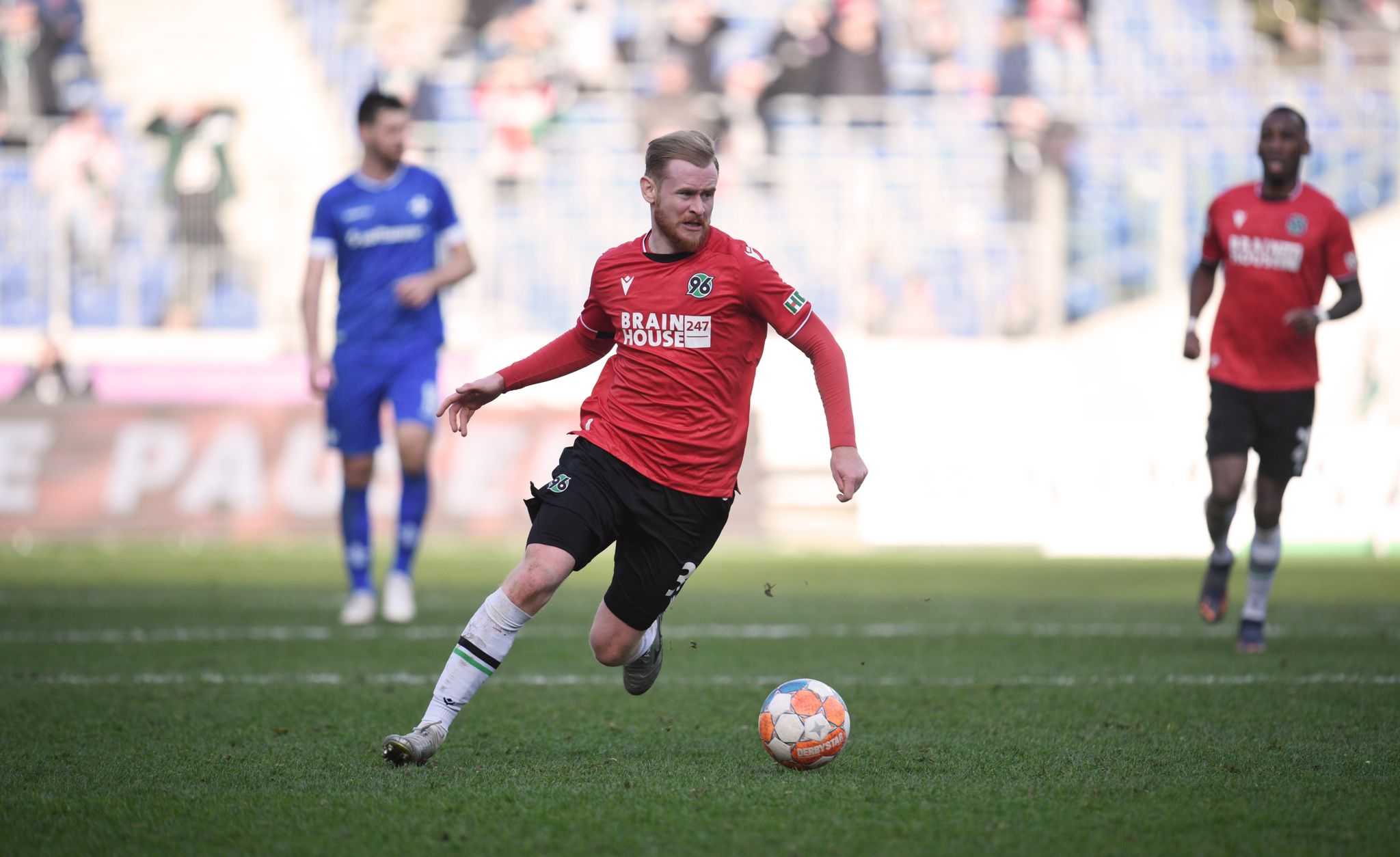 Kerk Wechselt Von Hannover 96 Zu Polnischem Club Widzew Lodz