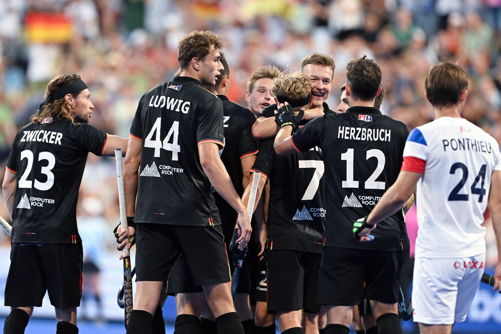 Die Deutschen Hockey-Herren Sind Bei Der EM Ins Halbfinale Eingezogen.