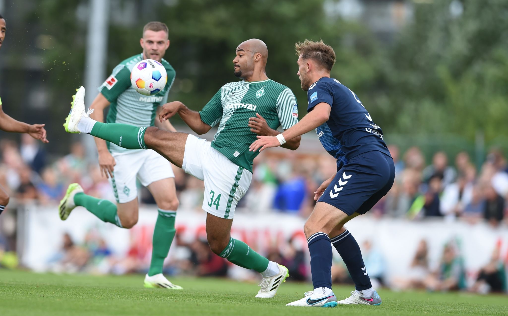 Mbom Verlässt Werder Bremen Und Wechselt Nach Dänemark