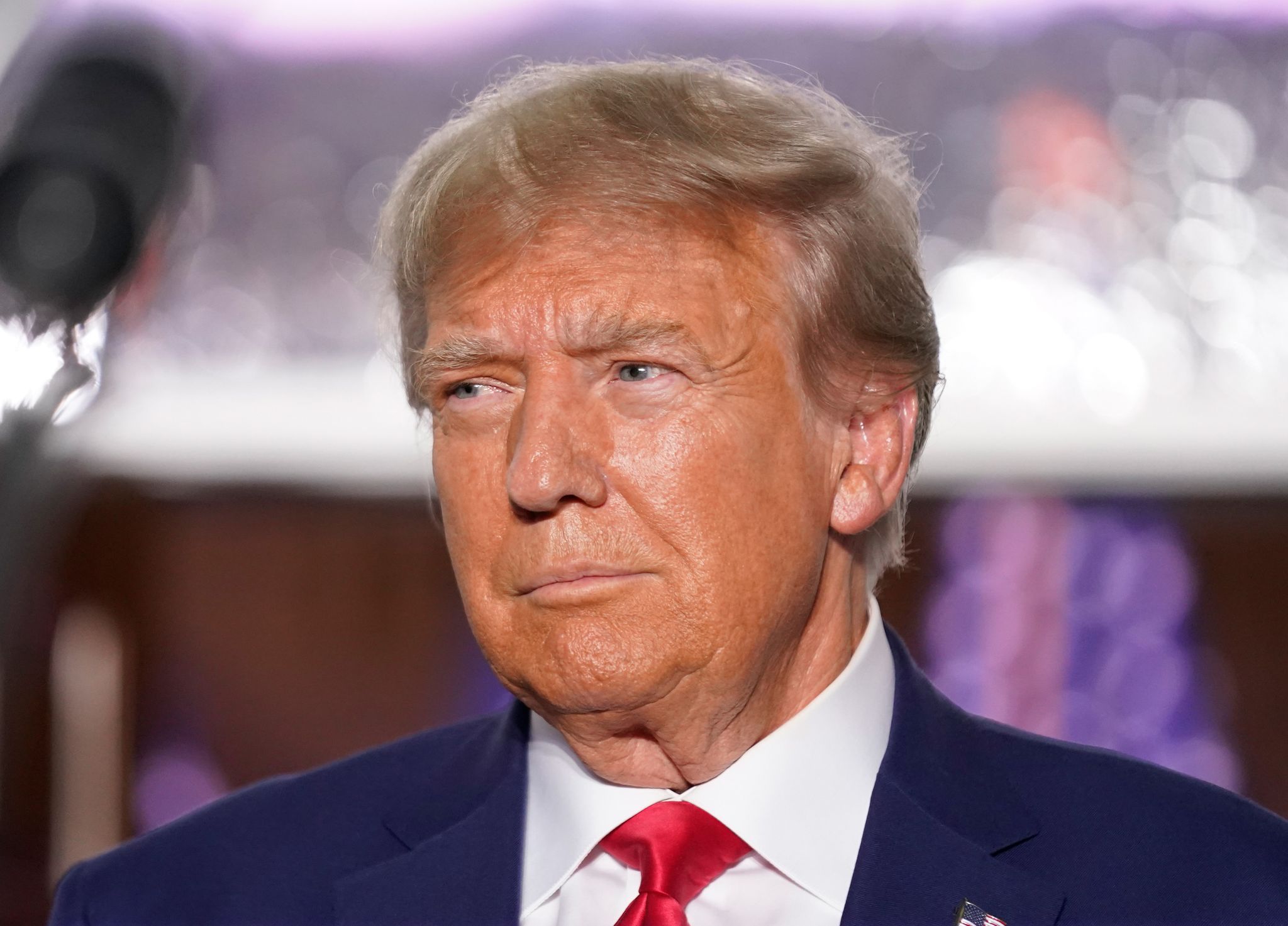 Ex-Präsident Donald Trump Tritt 2024 Wieder An - Trotz Zahlreicher Anklagen Gegen Ihn.