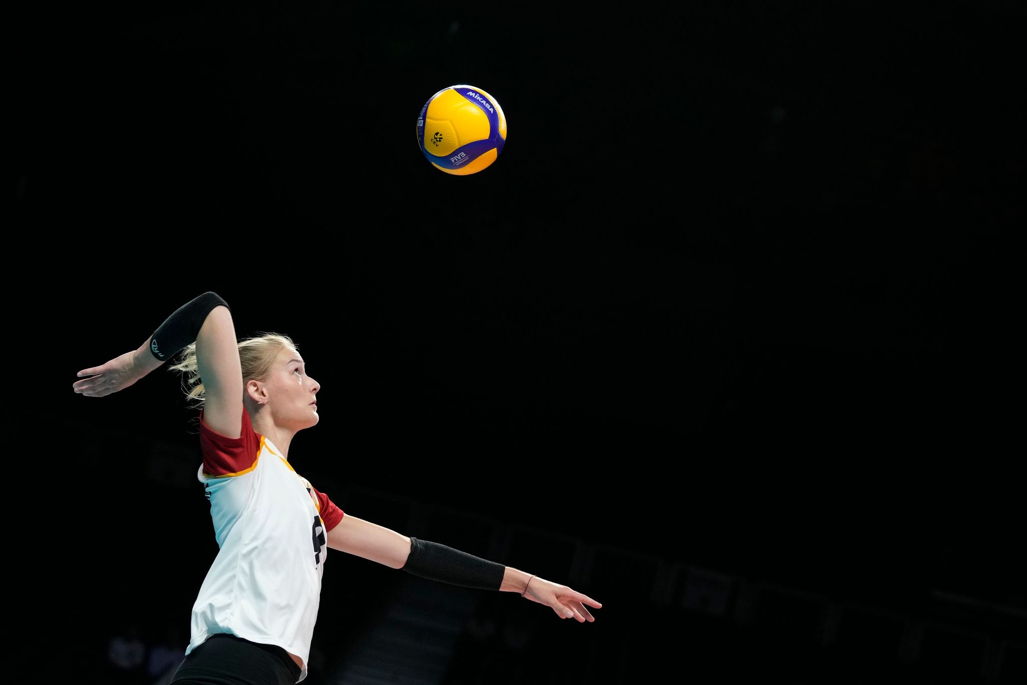 Die Deutschen Volleyballerinnen Um Lina Alsmeier Haben 0:3 Gegen Polen Verloren.