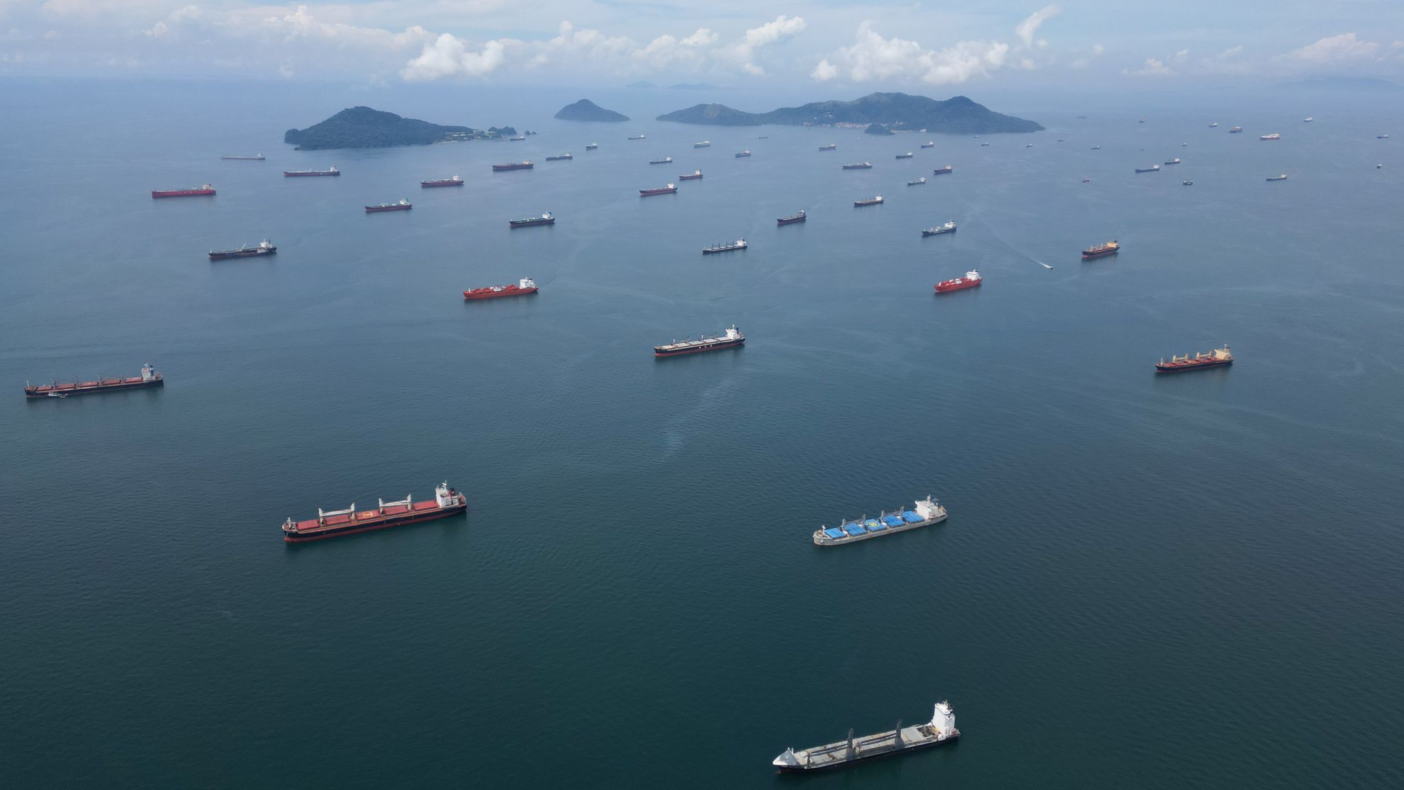 Schiffe, Die Darauf Warten, Den Panamakanal Zu überqueren.