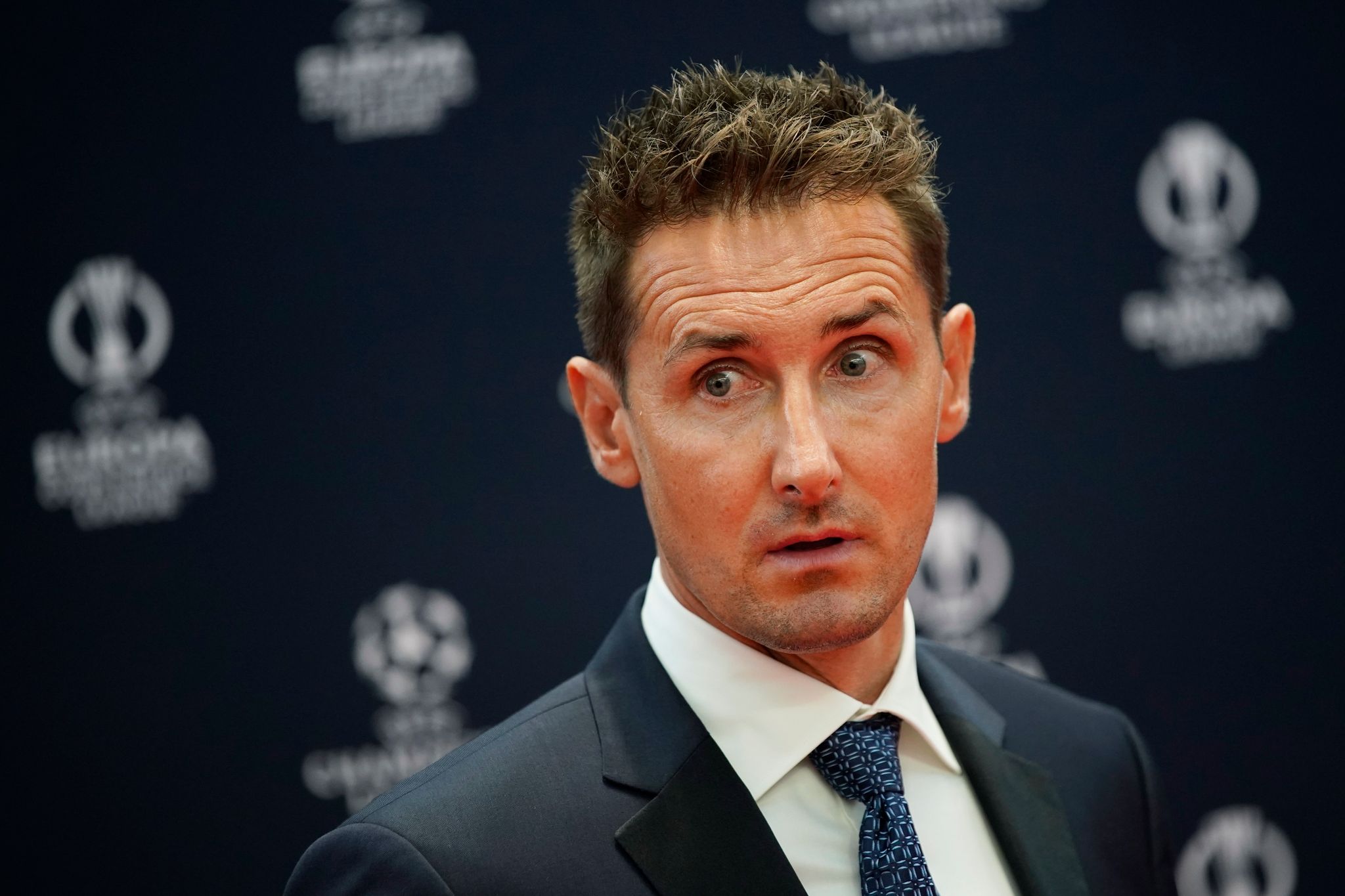 Miroslav Klose Wurde Von Der UEFA Mit Dem President's Award Ausgezeichnet.