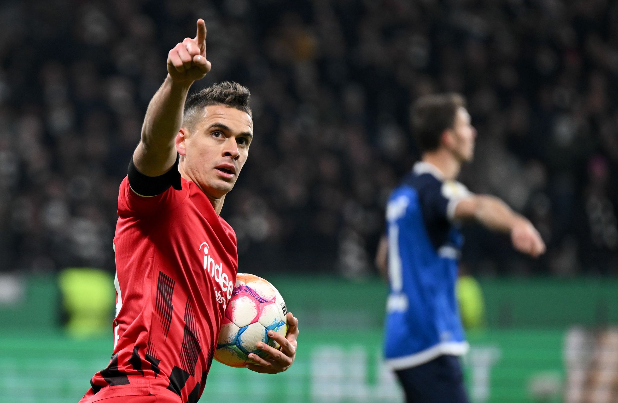 Als Nachfolger Für Füllkrug Hat Werder Bremen Offenbar Den Kolumbianer Rafael Borré Von Eintracht Frankfurt Im Visier.