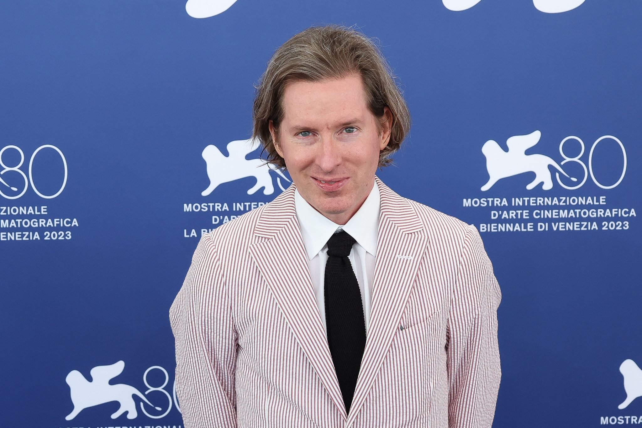 Wes Anderson, Regisseur Aus Den USA, Bei Einem Fototermin Für Den Film «The Wonderful Story Of Henry Sugar» Während Der 80. Ausgabe Der Filmfestspiele Von Venedig.