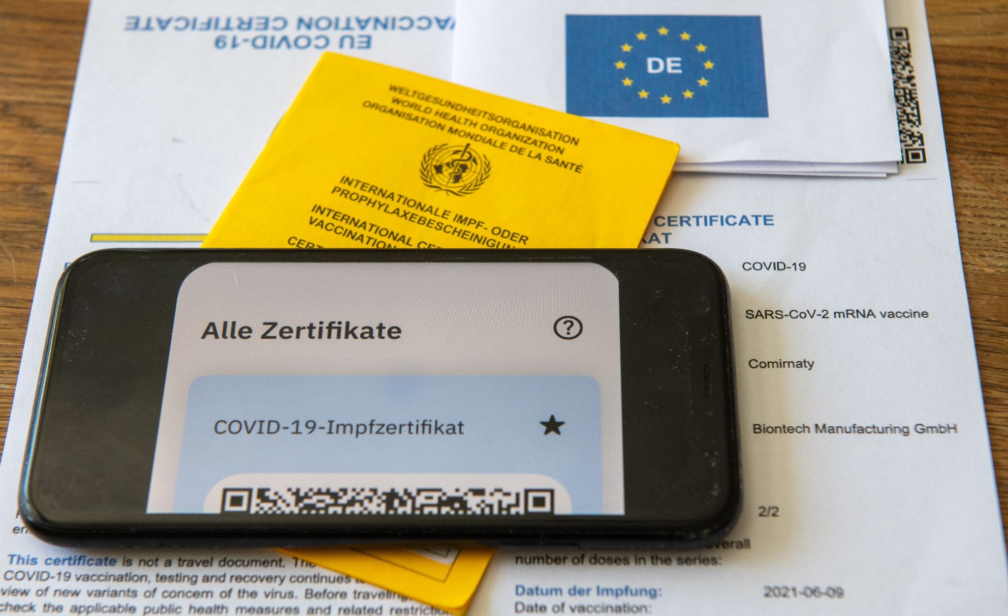 Den Gelben Impfpass Soll Es Bald Auch Digital Geben.