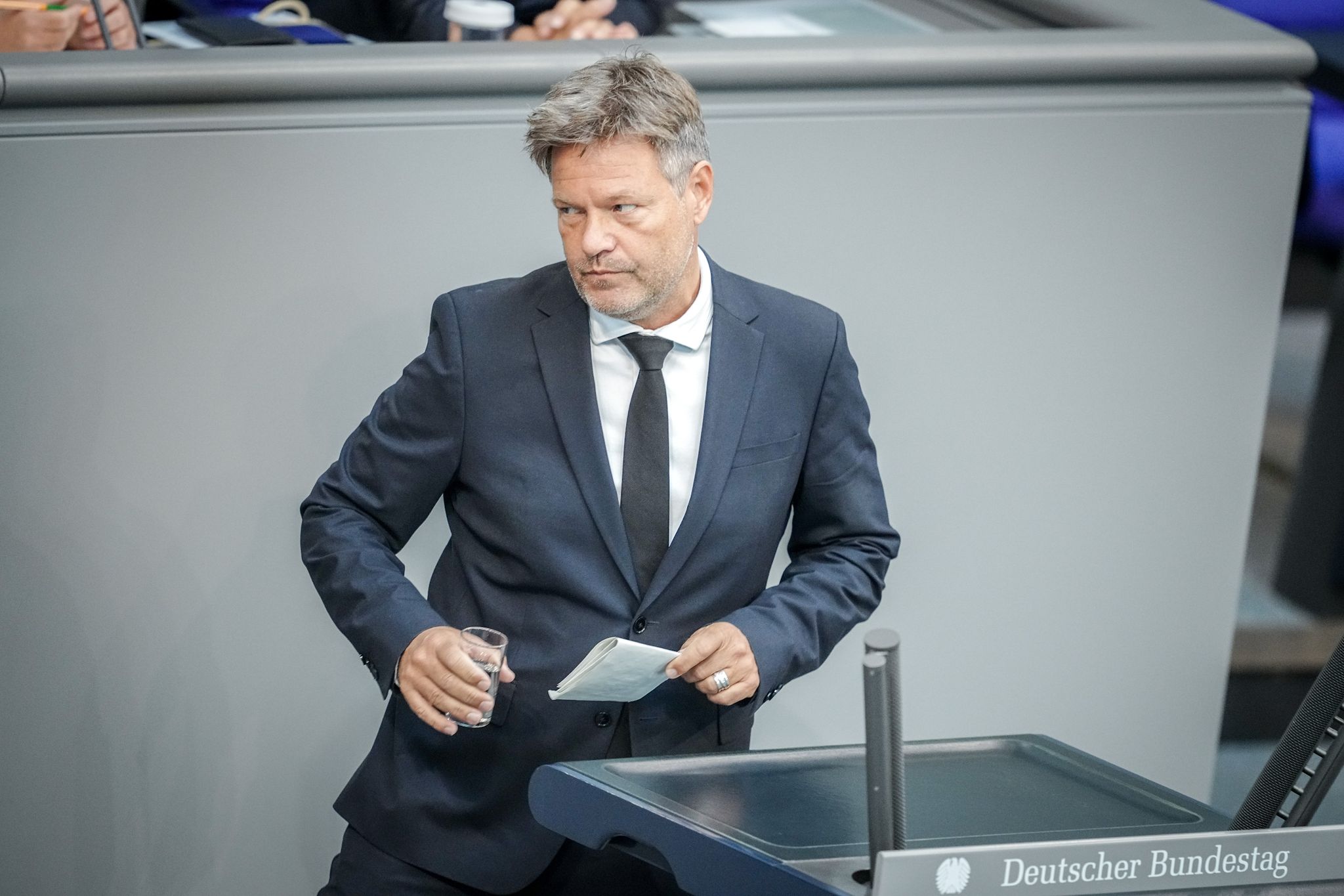 Trotz Wirtschaftlicher Probleme: Robert Habeck Warnt Vor Einem «defätistischen Schlechtreden» Des Standorts Deutschlands.