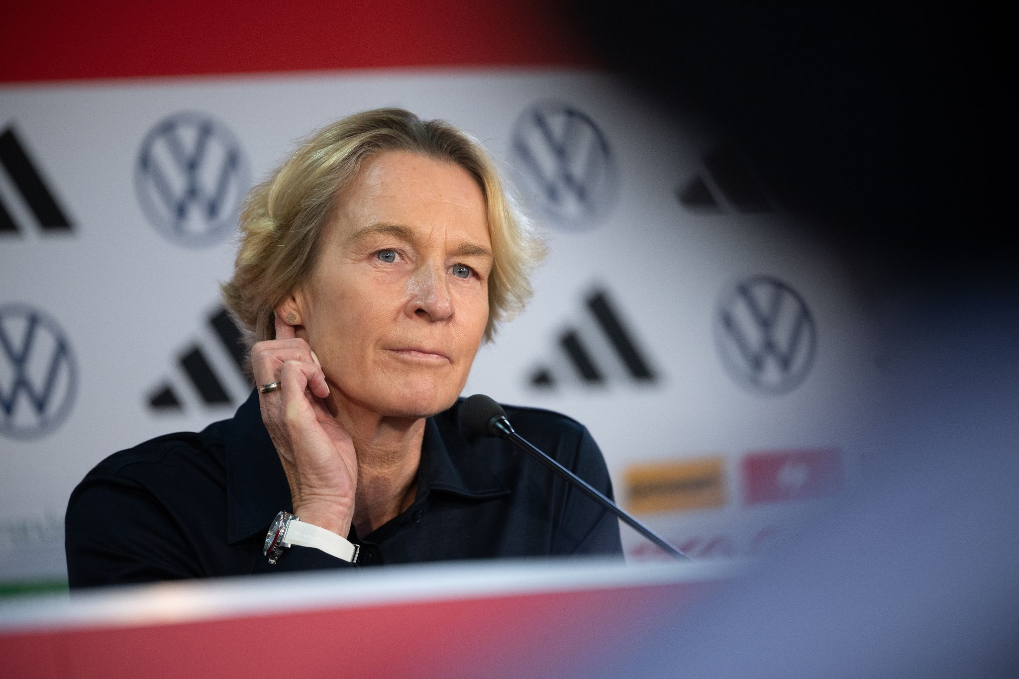 Bundestrainerin Martina Voss-Tecklenburg Fällt Für Die Nächsten Beiden Länderspiele Erkrankt Aus.