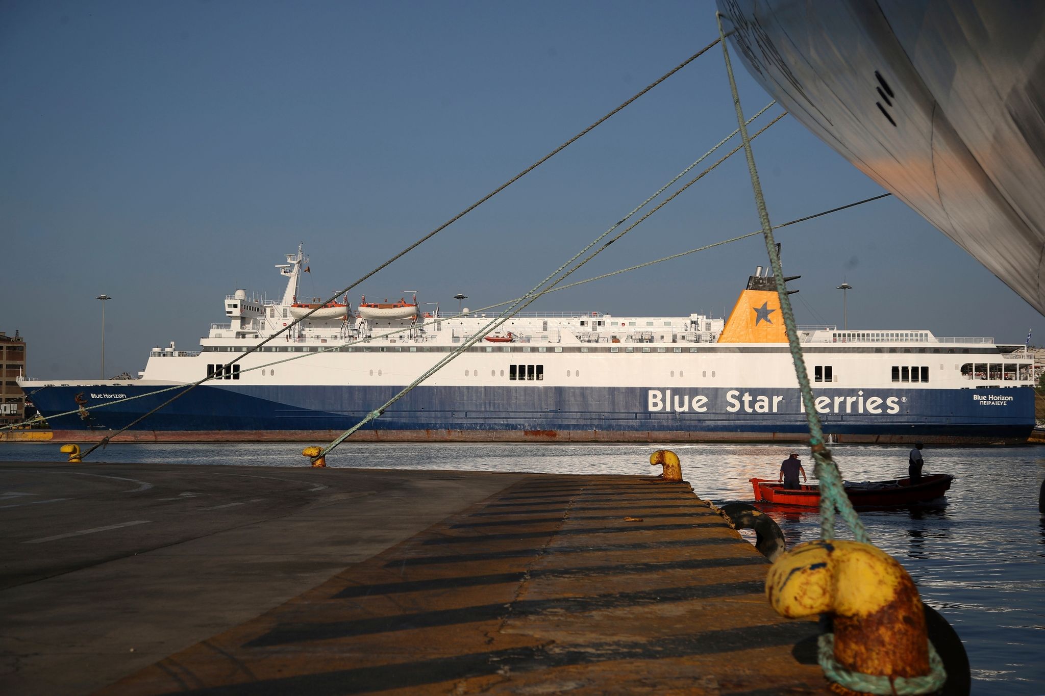 Die Fähre «Blue Horizon» Wird Nach Dem Tragischen Tod In Den Medien «Schiff Der Schande» Genannt.