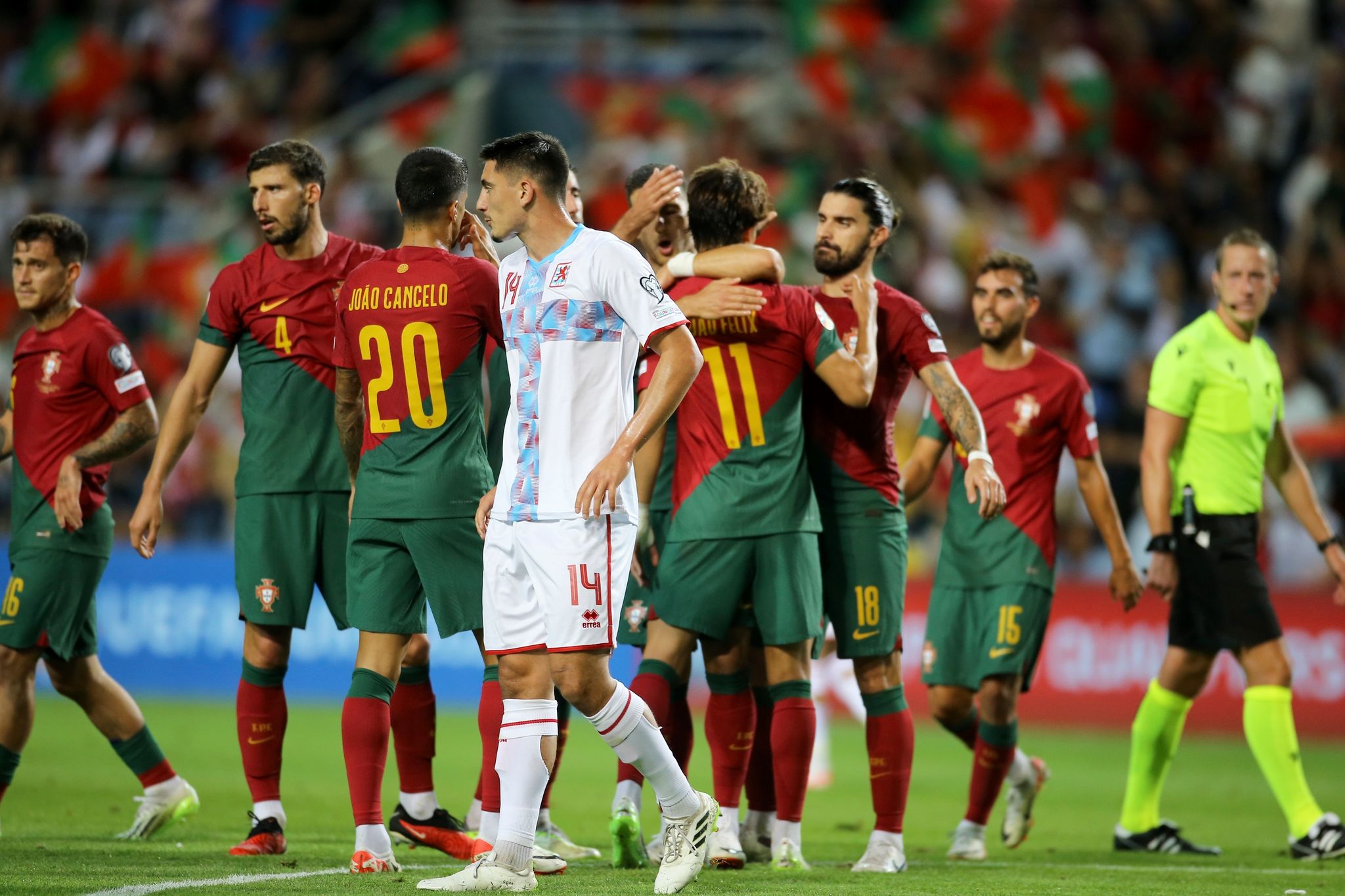Portugal Setzte Sich Deutlich Gegen Luxemburg Durch.