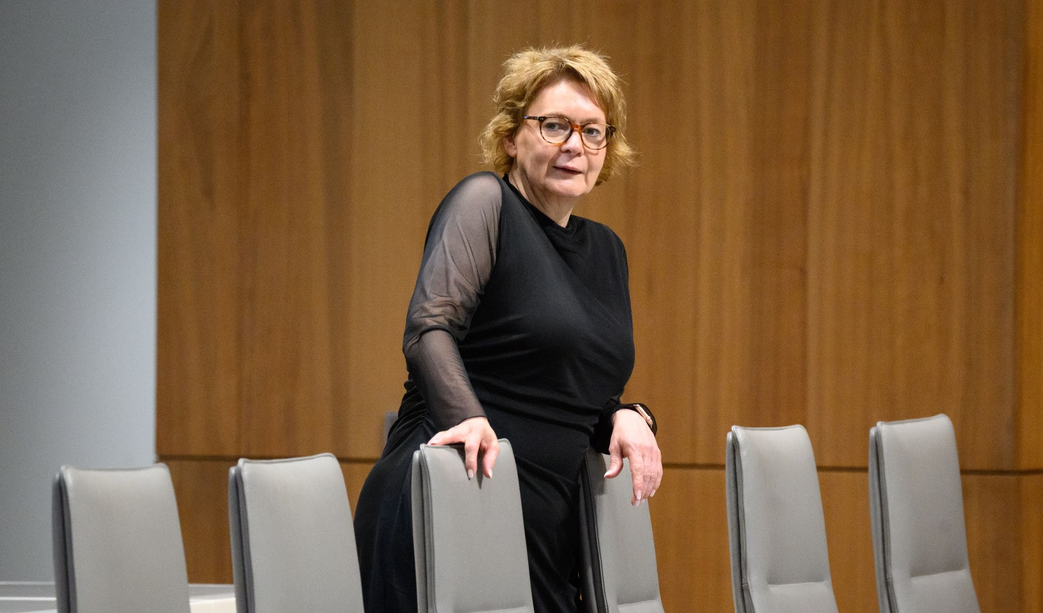 Daniela Behrens (SPD), Innenministerin Niedersachsen, Steht Im Niedersächsischen Landtag.