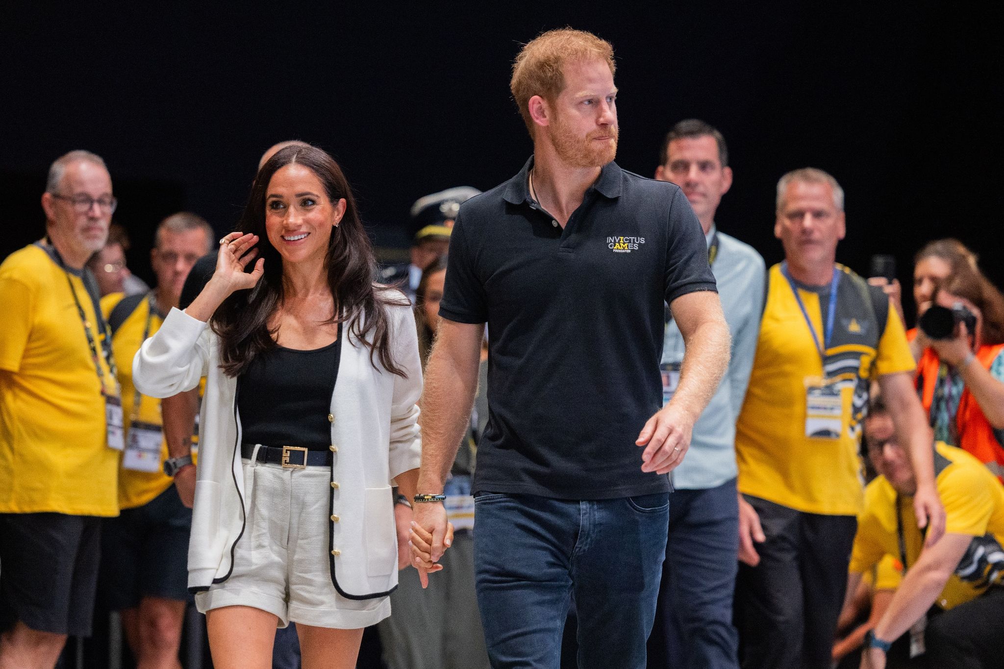 Prinz Harry, Herzog Von Sussex, Und Seine Frau Meghan, Herzogin Von Sussex, Hand In Hand Bei Den Invictus Games In Düsseldorf.