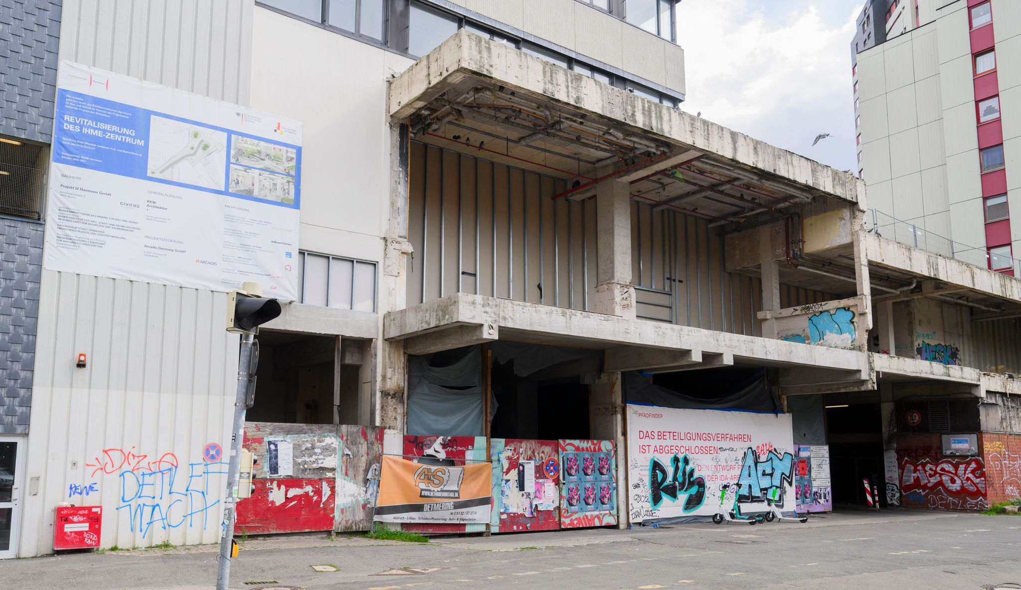 Sanierungsbedürftige Betonstrukturen Im Ihme-Zentrum In Hannover.