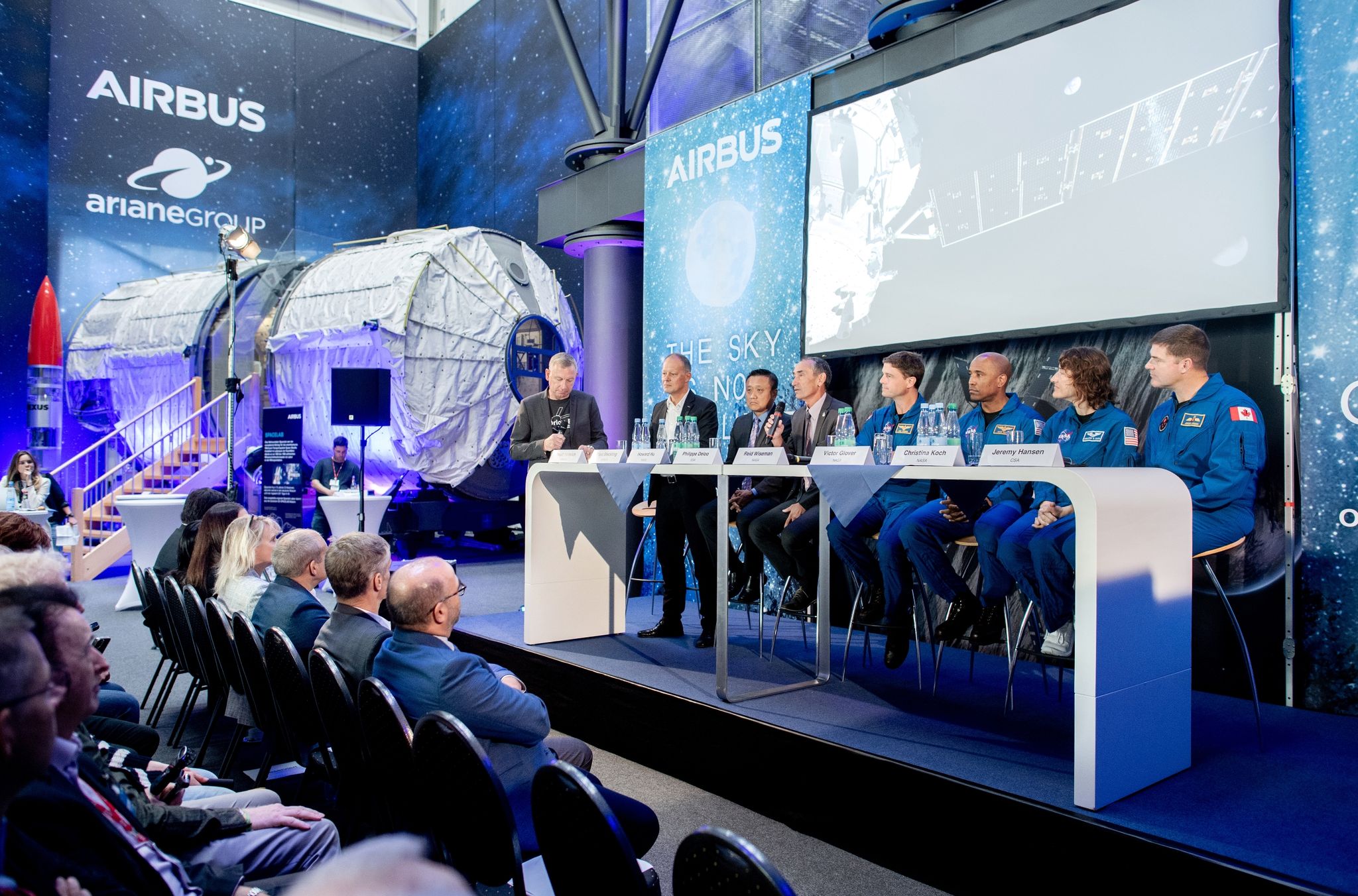 «Artemis 2»-Astronauten Besuchen Airbus-Werk In Bremen