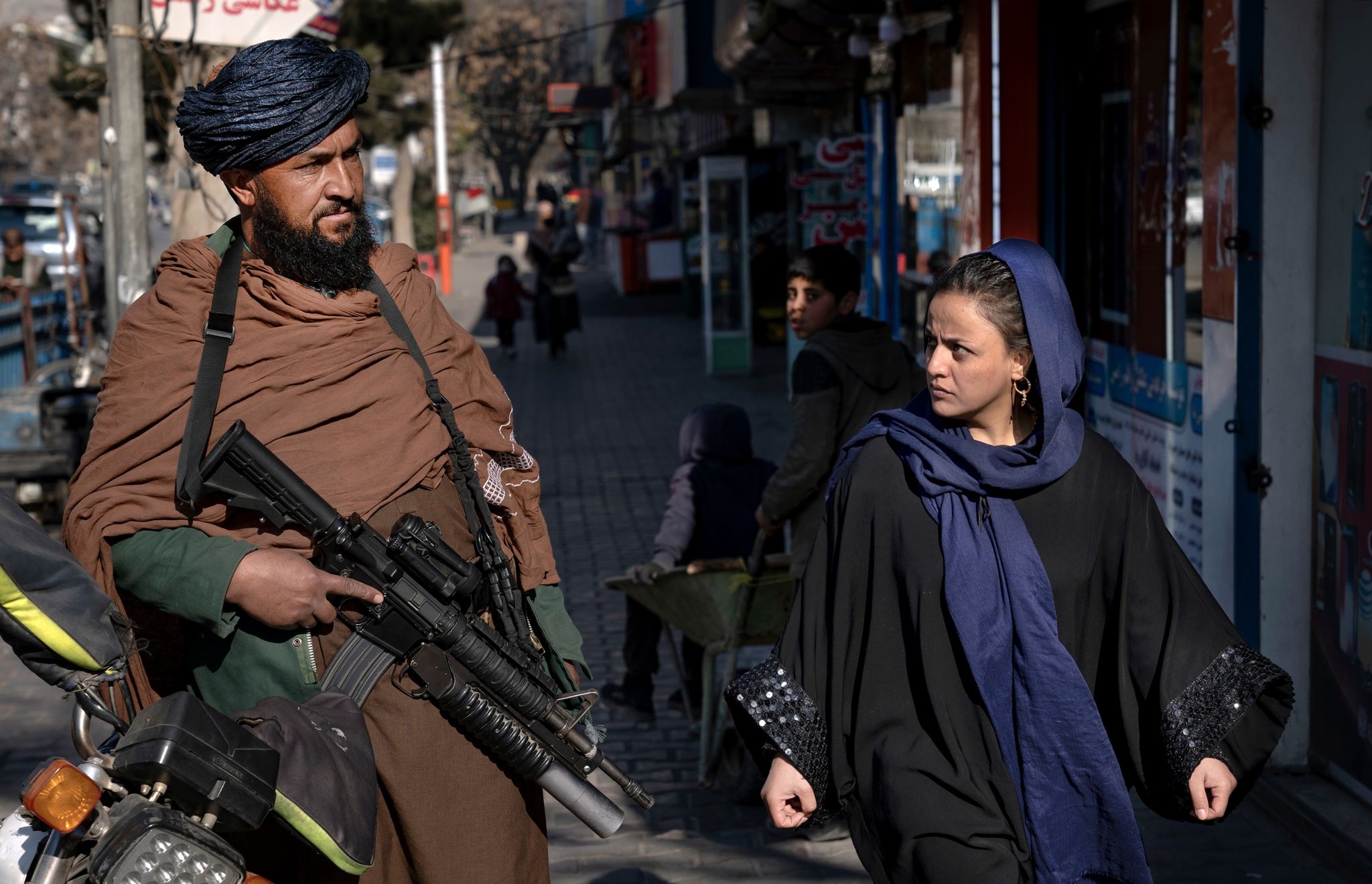Acht Männer Und Eine Frau In Afghanistan Ausgepeitscht