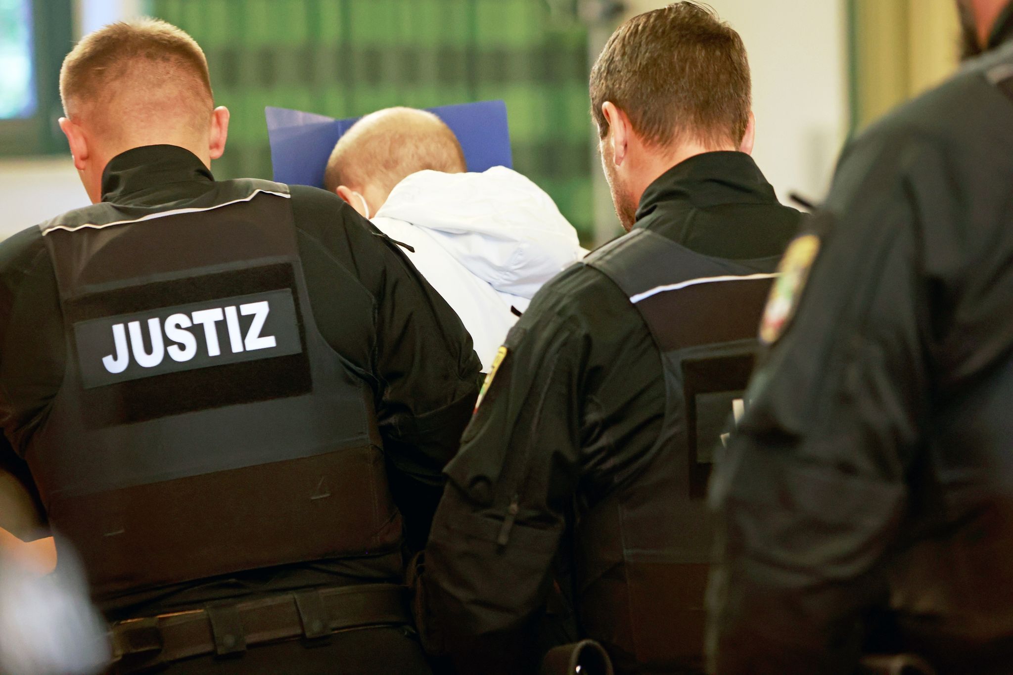 19-Jährige Erstochen, Verbrannt Und Vergraben? – Prozess