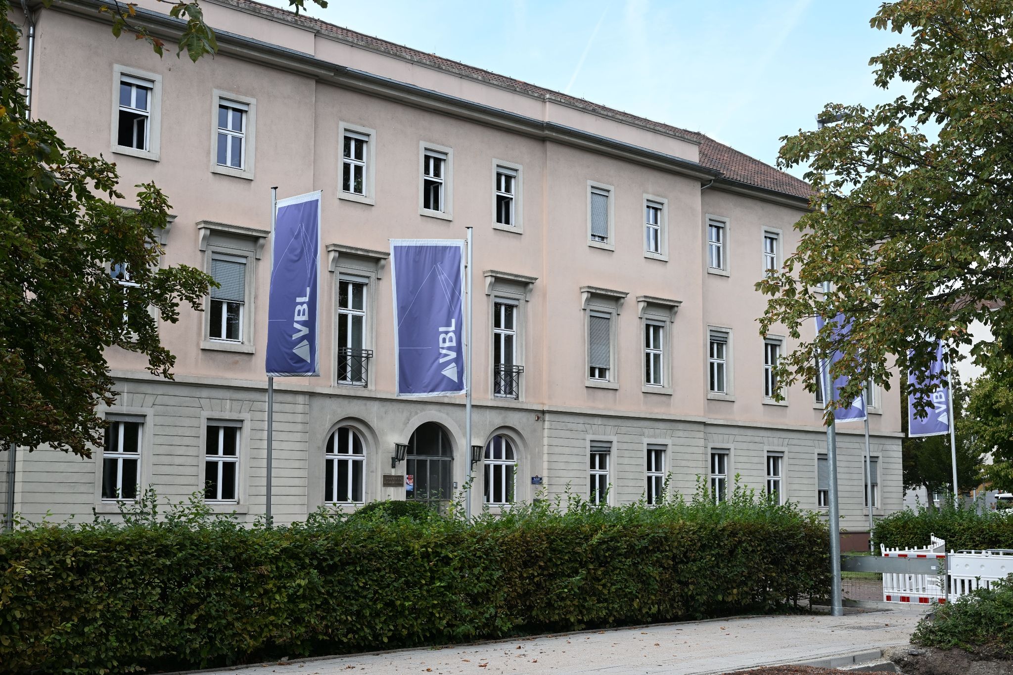 Der Bundesgerichtshof Hat Erneut Die Zusatzversorgung Der Angestellten Und Arbeiter Im öffentlichen Dienst Geprüft.