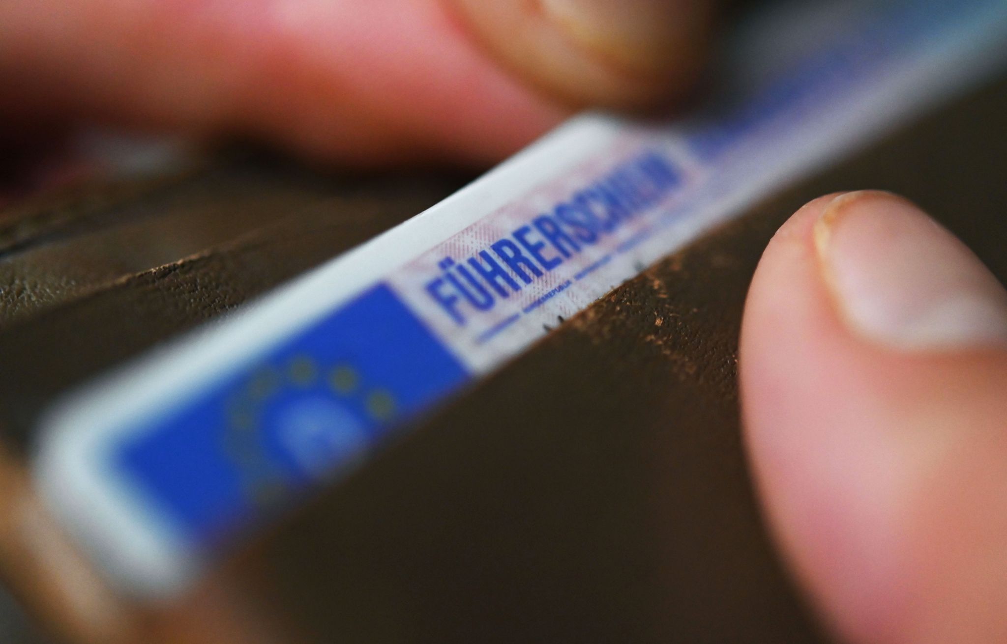 Der Zoff Um Verschärfte EU-Führerscheinregeln Spitzt Sich Weiter Zu.