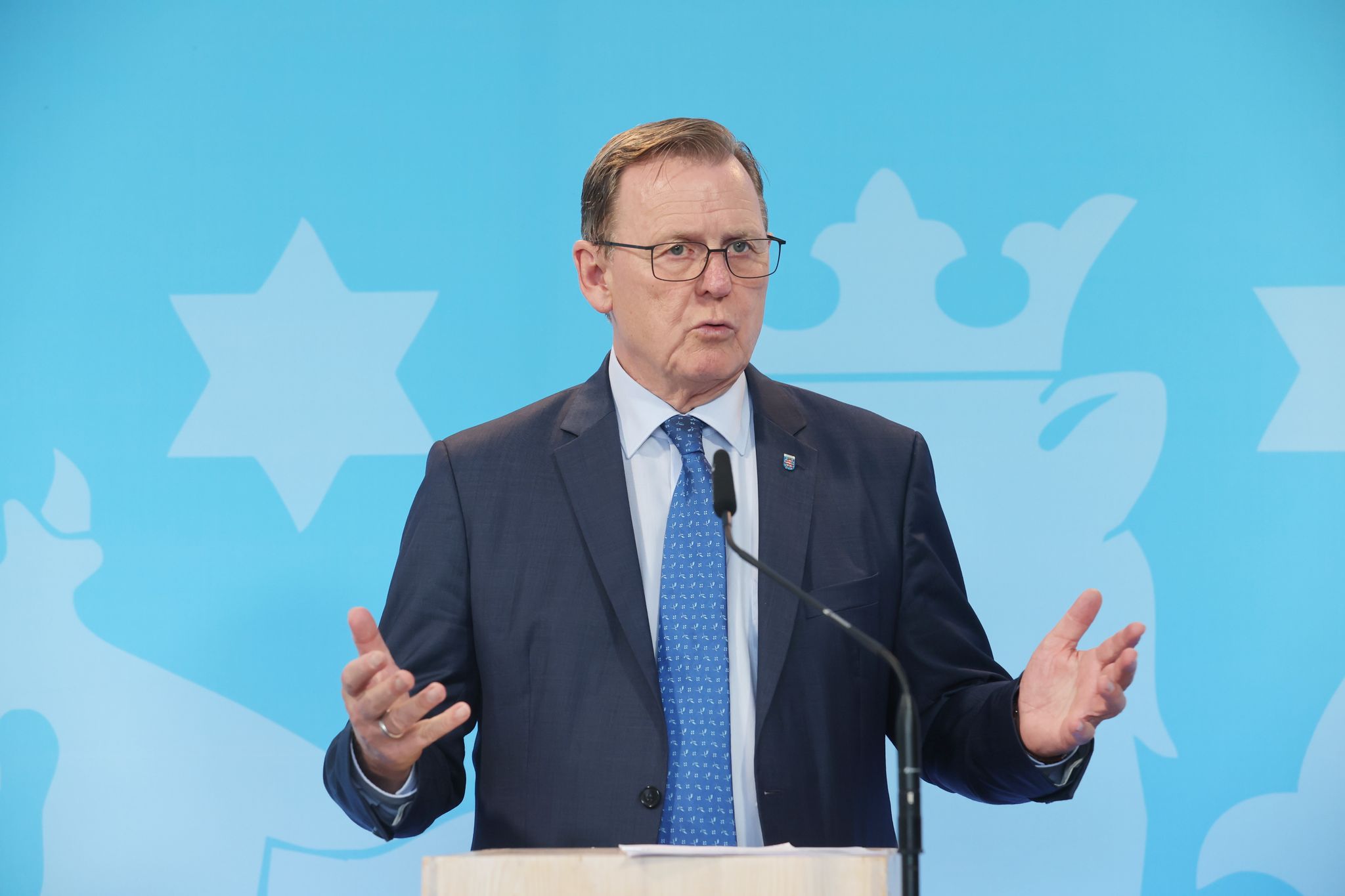 Laut Thüringens Ministerpräsident Bodo Ramelow (Linke) Muss Die Schleuserkriminalität Mit Einem «europäisch-afrikanischen Schulterschluss» Bekämpft Werden.