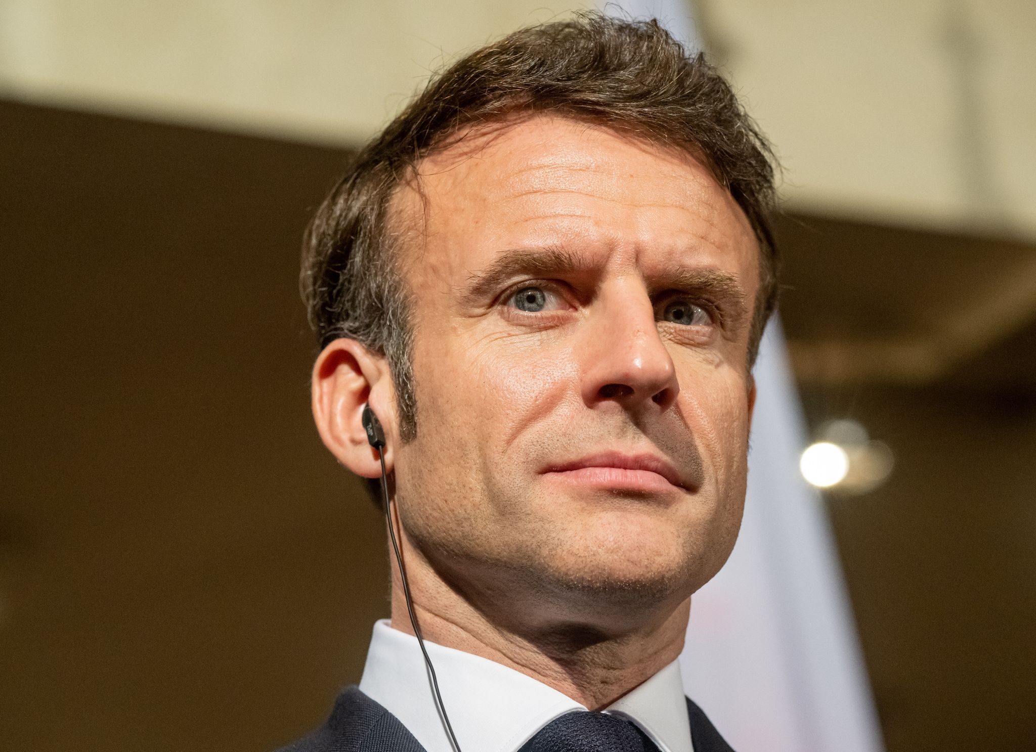 Die Ruhe Trügt: Macron Nach Ausschreitungen Unter Druck