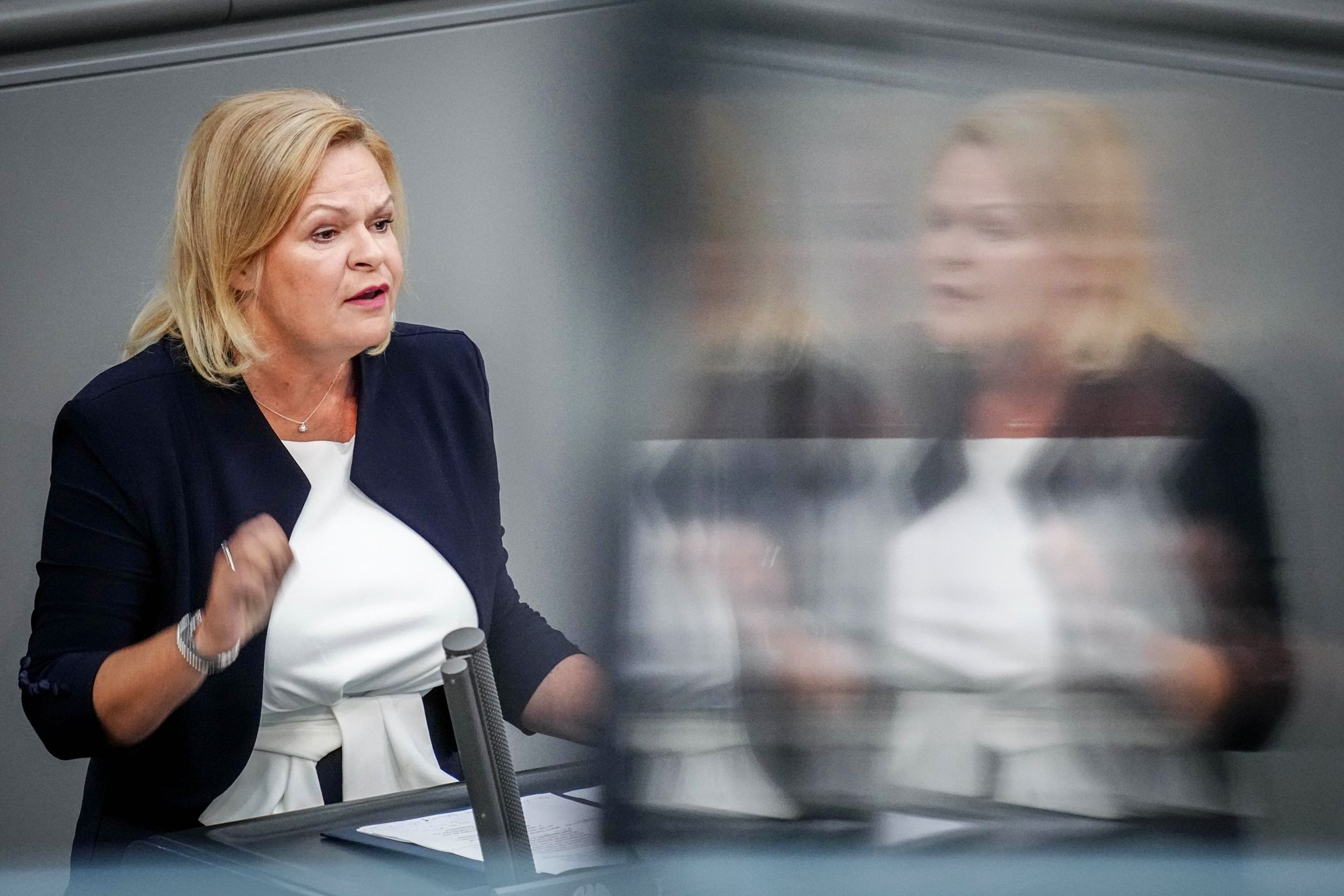 «Man Sollte Aber Nicht Suggerieren, Dass Keine Asylbewerber Mehr Kommen, Sobald Es Stationäre Grenzkontrollen Gibt», Stellt Bundesinnenministerin Nancy Faeser (SPD) Klar.