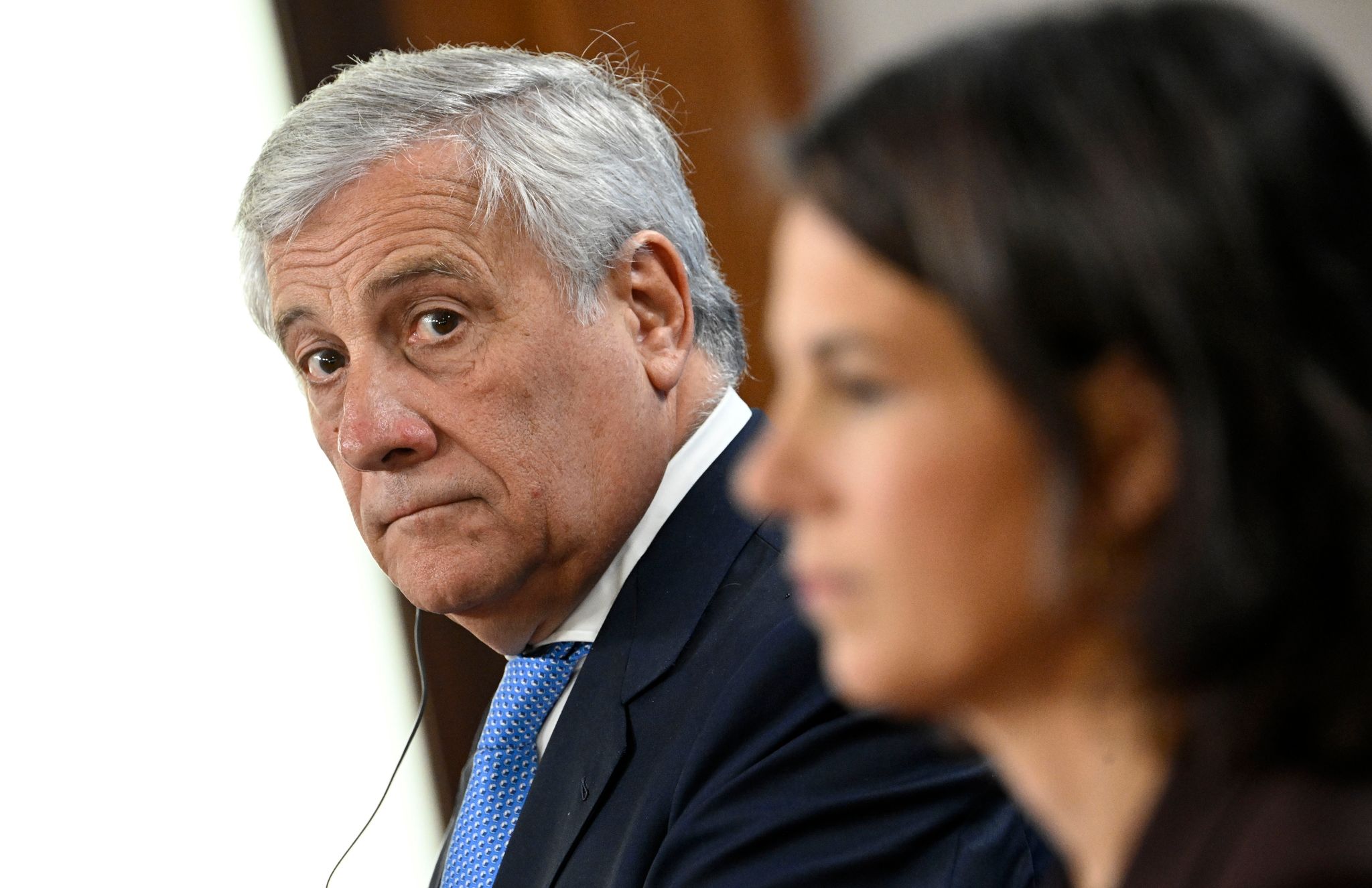 Außenministerin Annalena Baerbock Und Ihr Italienischer Amtskollege Antonio Tajani. Rom Hat Eine Kritische Haltung Zu Zivilen Seenotrettern Und Deren Finanzierung Durch Deutschland.