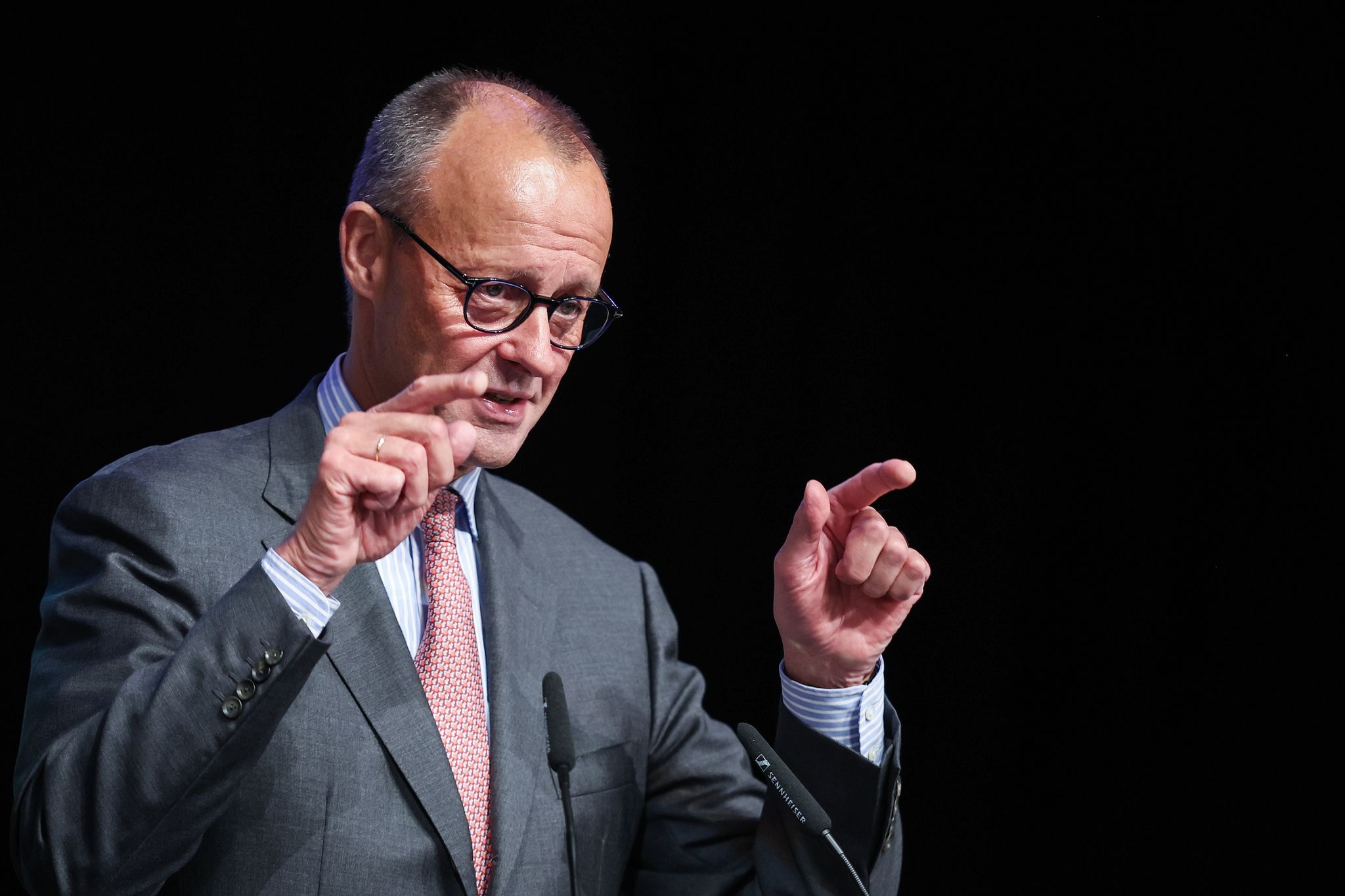 CDU-Chef Merz Verteidigt Seine Äußerungen Zur Asylpolitik.