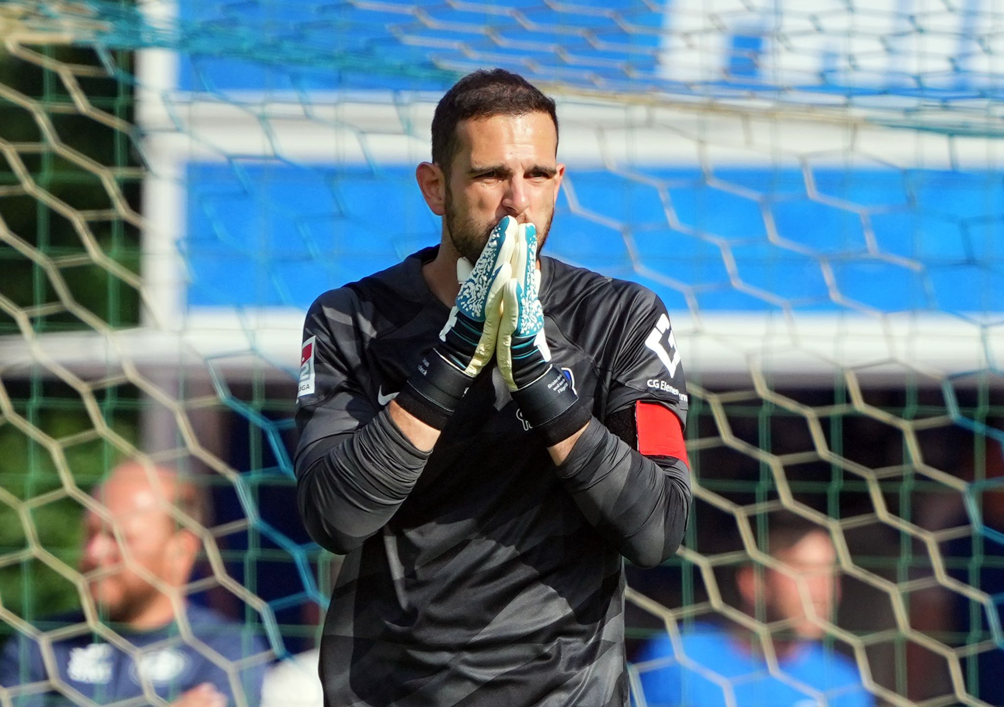Unter Auflagen Erhält Keeper Marius Gersbeck Bei Hertha BSC Eine Zweite Chance.