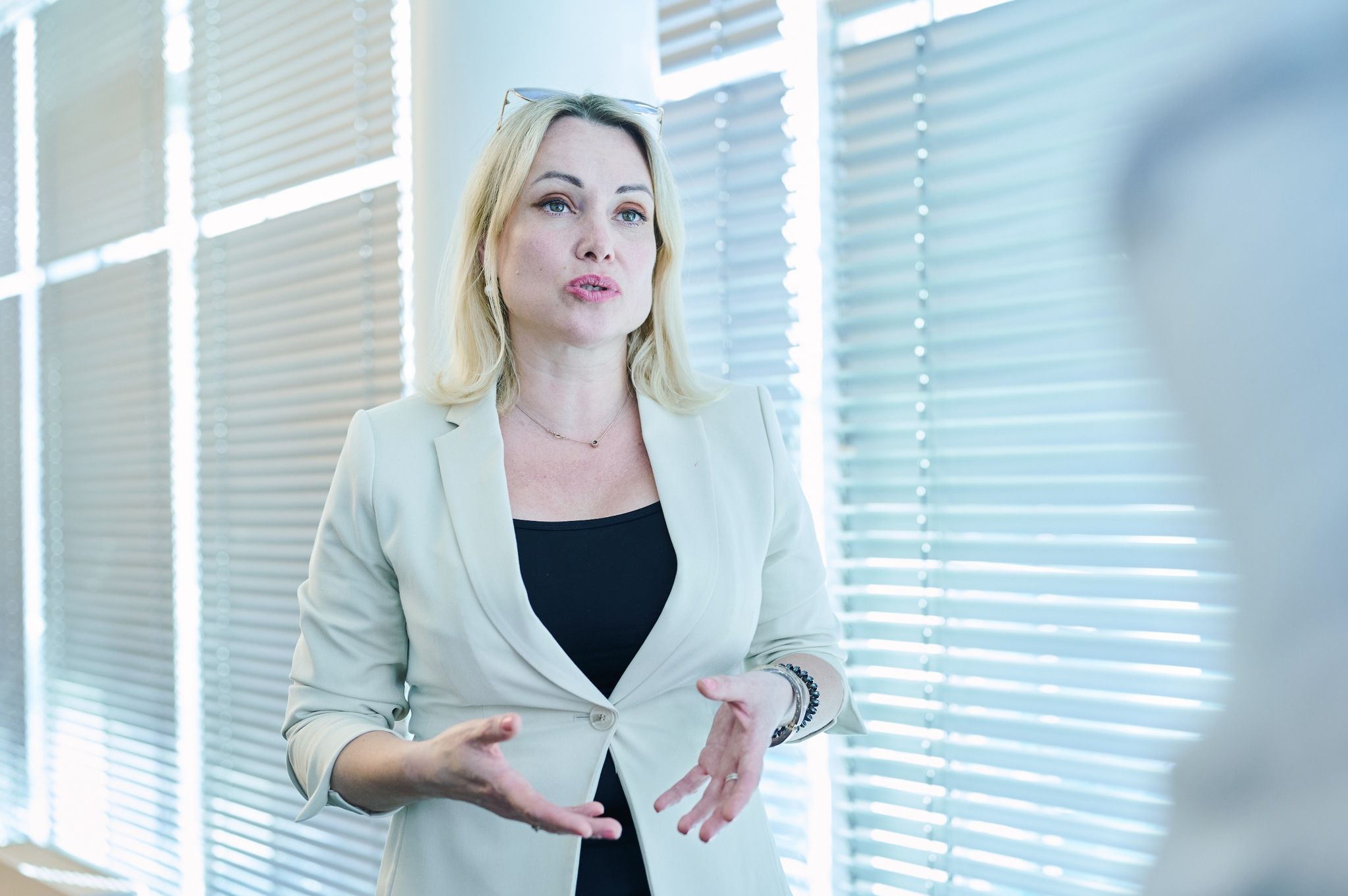 Russische Journalistin In Abwesenheit Verurteilt