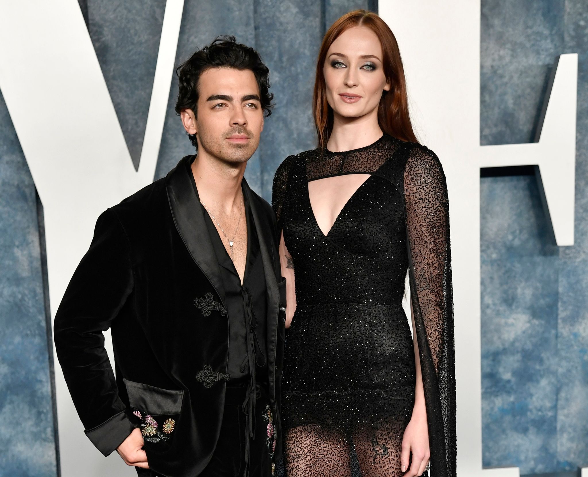 Joe Jonas (l) Und Sophie Turner Auf Der Vanity Fair Oscar Party. Das Paar Hat Sich Getrennt.