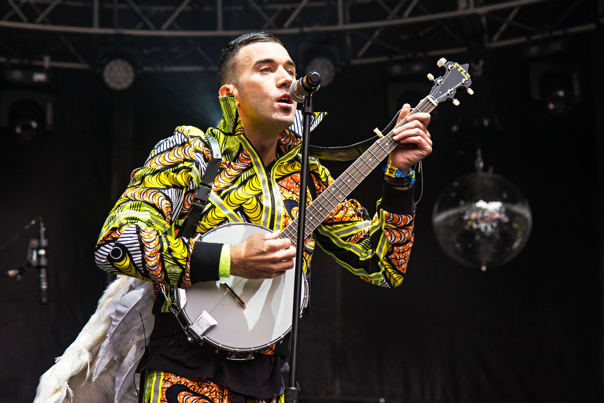 Mit Seinem Zehnten Album «Javelin» Zeigt Sich Sufjan Stevens Von Seiner Unbeschwerten Seite.