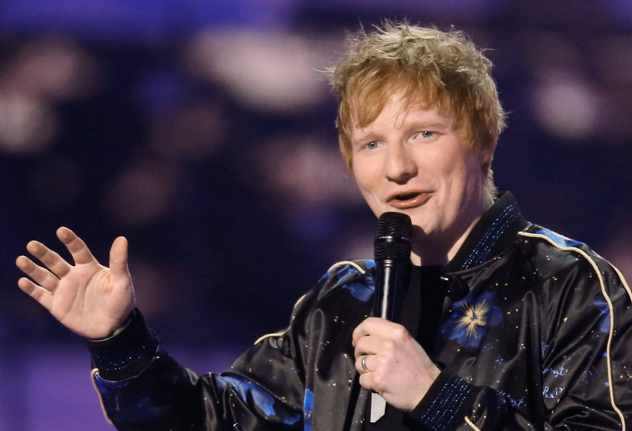 Ed Sheeran Landet Mit Seinen «Autumn Variations» Ganz Oben.