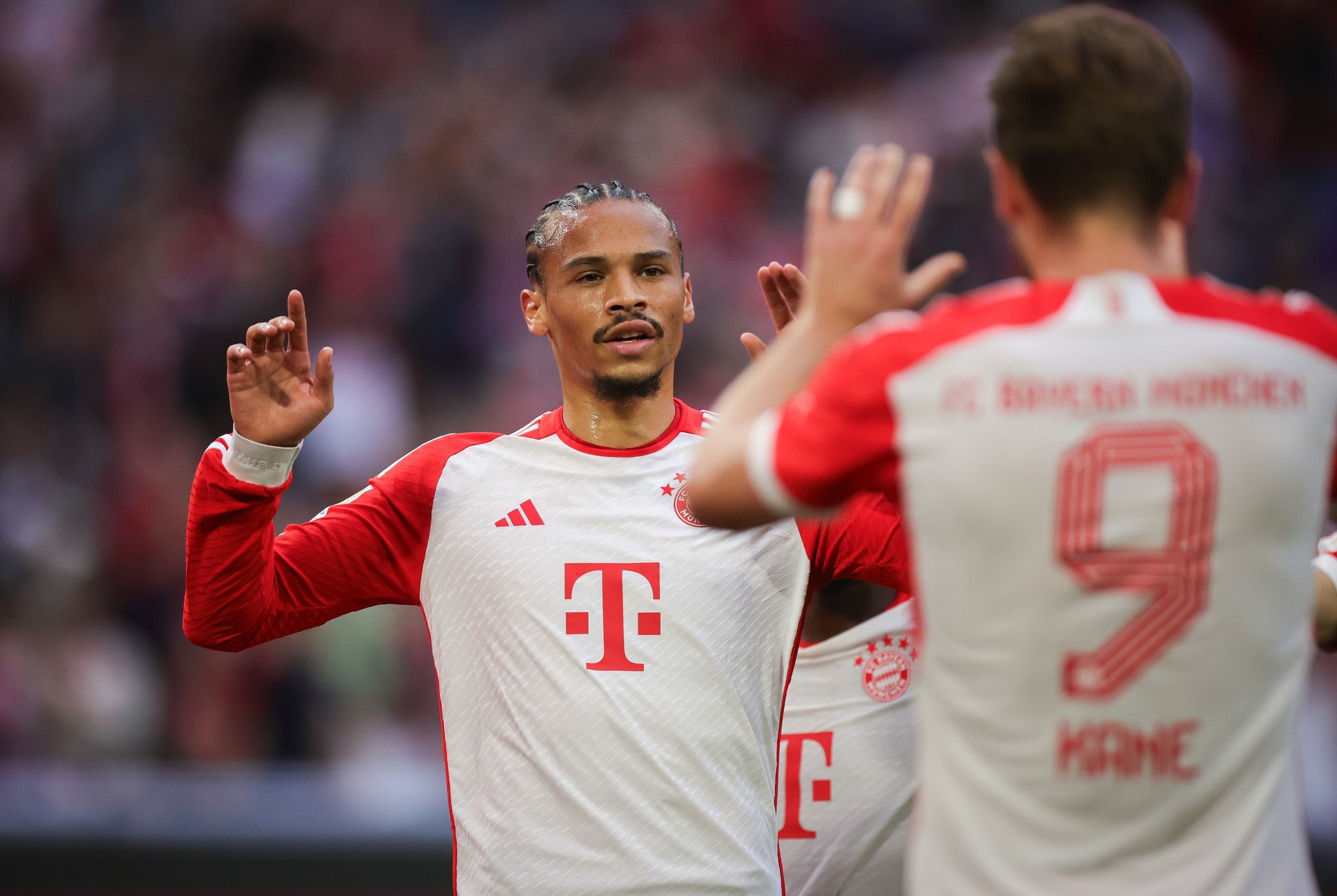Bayern-Star Leroy Sané Zeigte Gegen Den SC Freiburg Eine überragende Leistung.