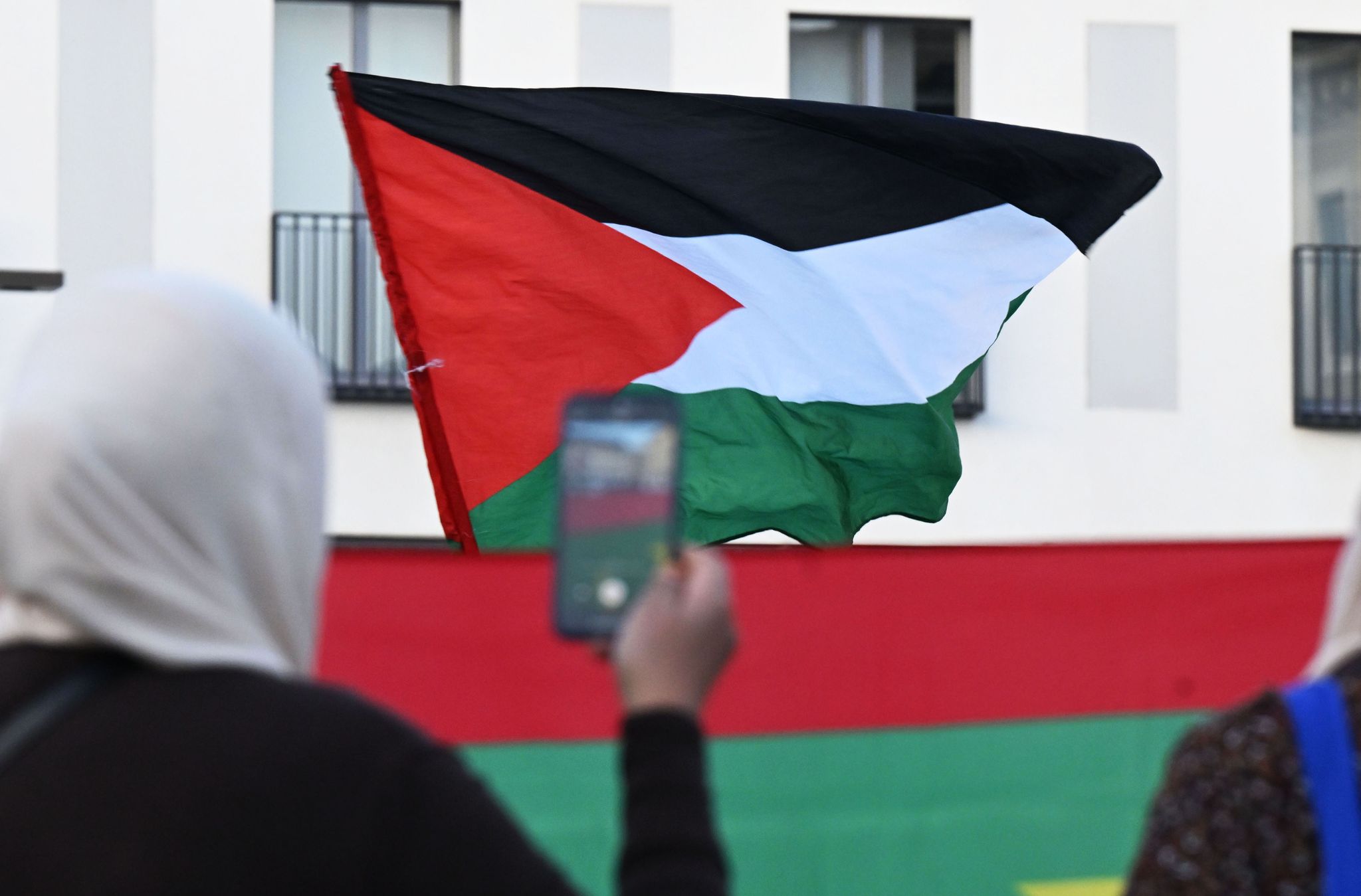 Berlin Verbietet Eine Geplante Pro-palästinensische Demonstartion.
