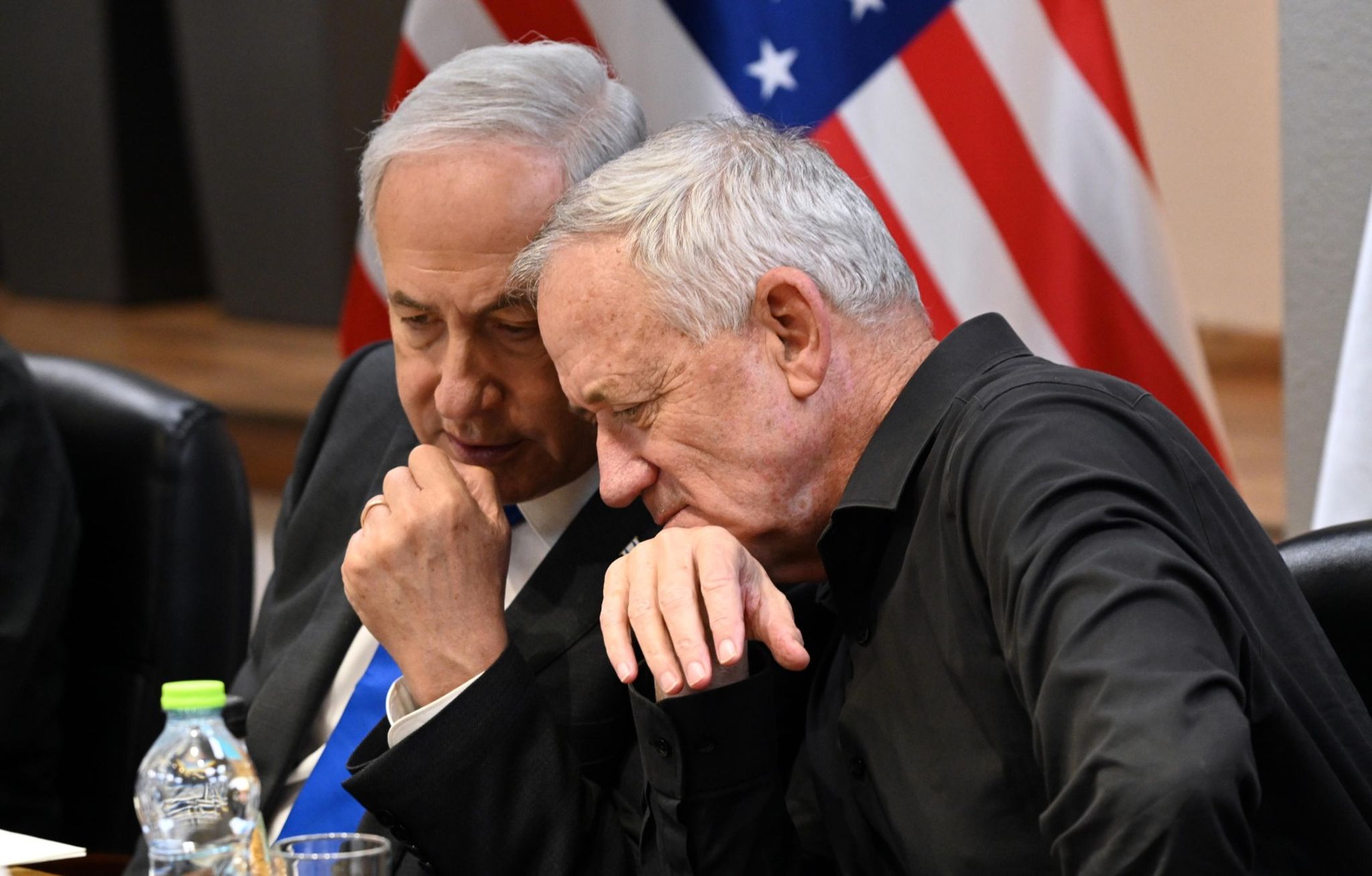 Medien: Israels Parlament Billigt Notstandsregierung