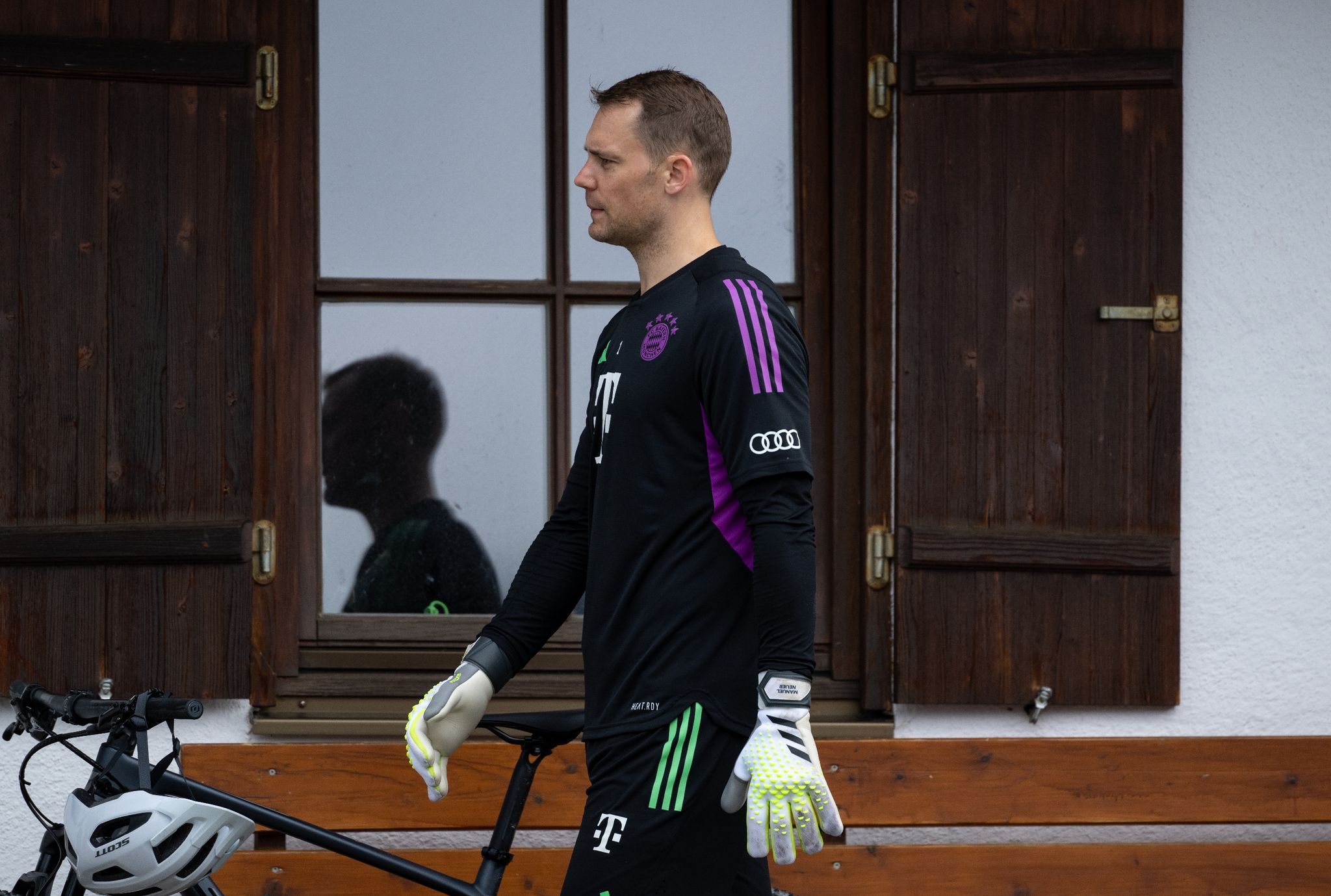 Manuel Neuer Könnte Einem Bericht Zufolge Schon Gegen Mainz Ins Tor Der Bayern Zurückkehren.