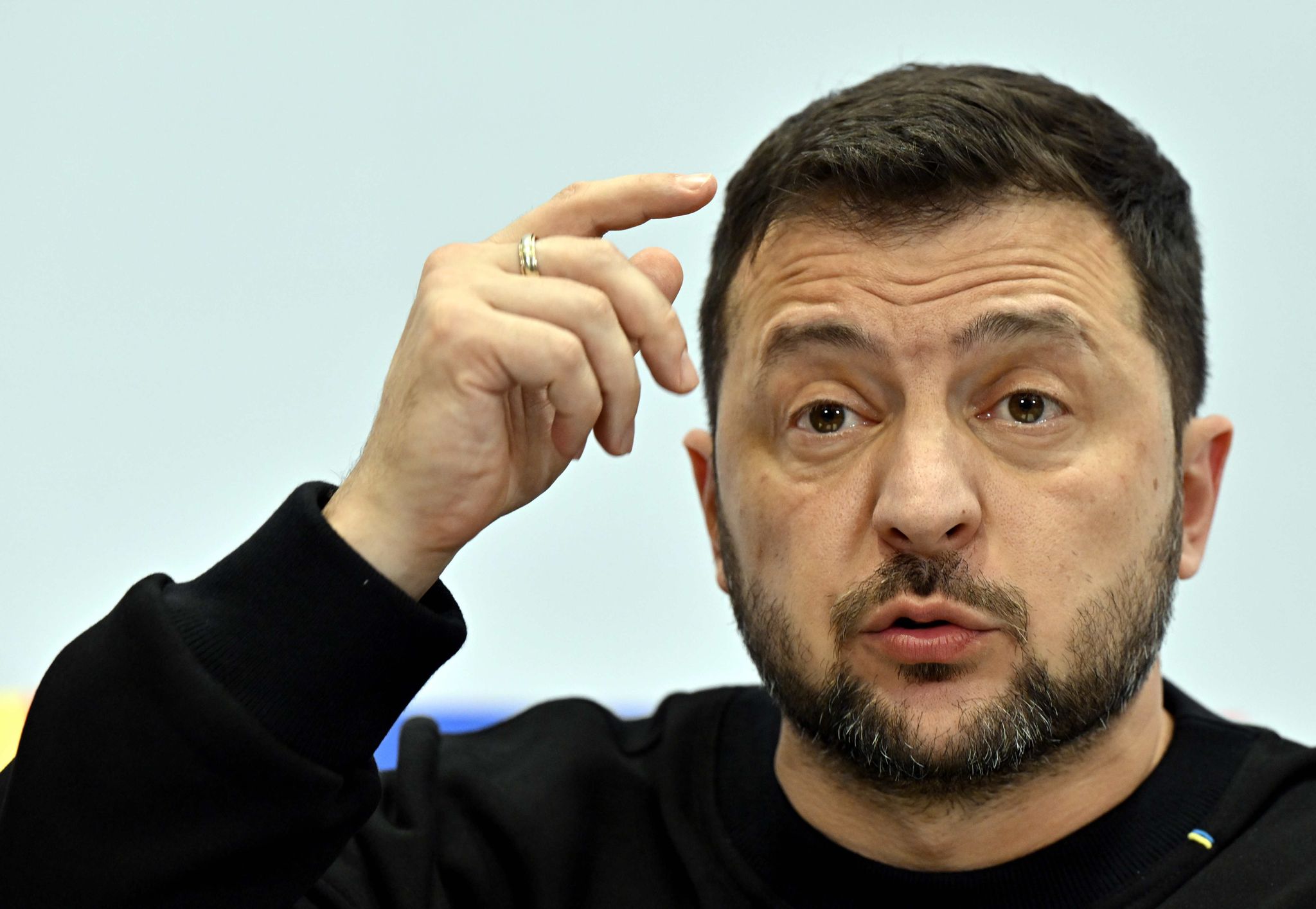 Der Ukrainische Präsident Wolodymyr Selenskyj Verspricht Unter Anderem Mehr Digitalisierung, Eine Bessere Truppenversorgung Und Bürokratieabbau.