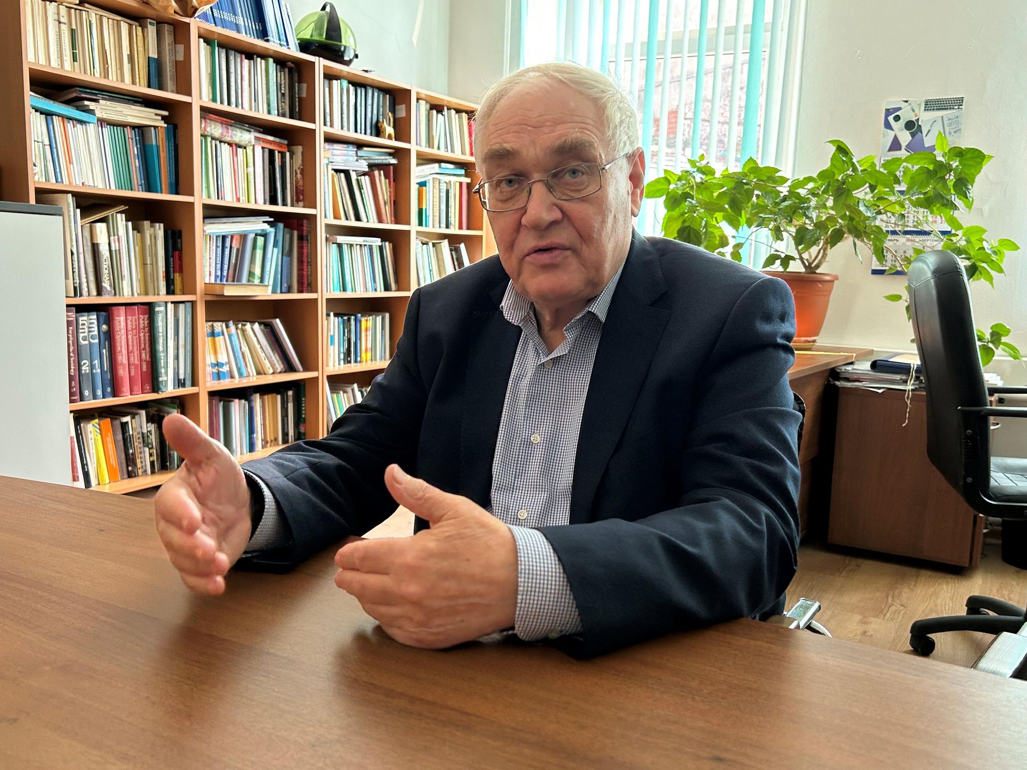 Der Soziologe Lew Gudkow Ist Wissenschaftlicher Leiter Von Russlands Einzigem Unabhängigem Meinungsforschungsinstitut Lewada.