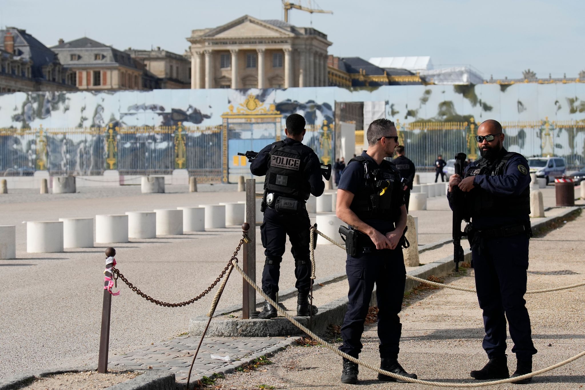 Bombendrohungen Belasten Den Tourismus In Frankreich