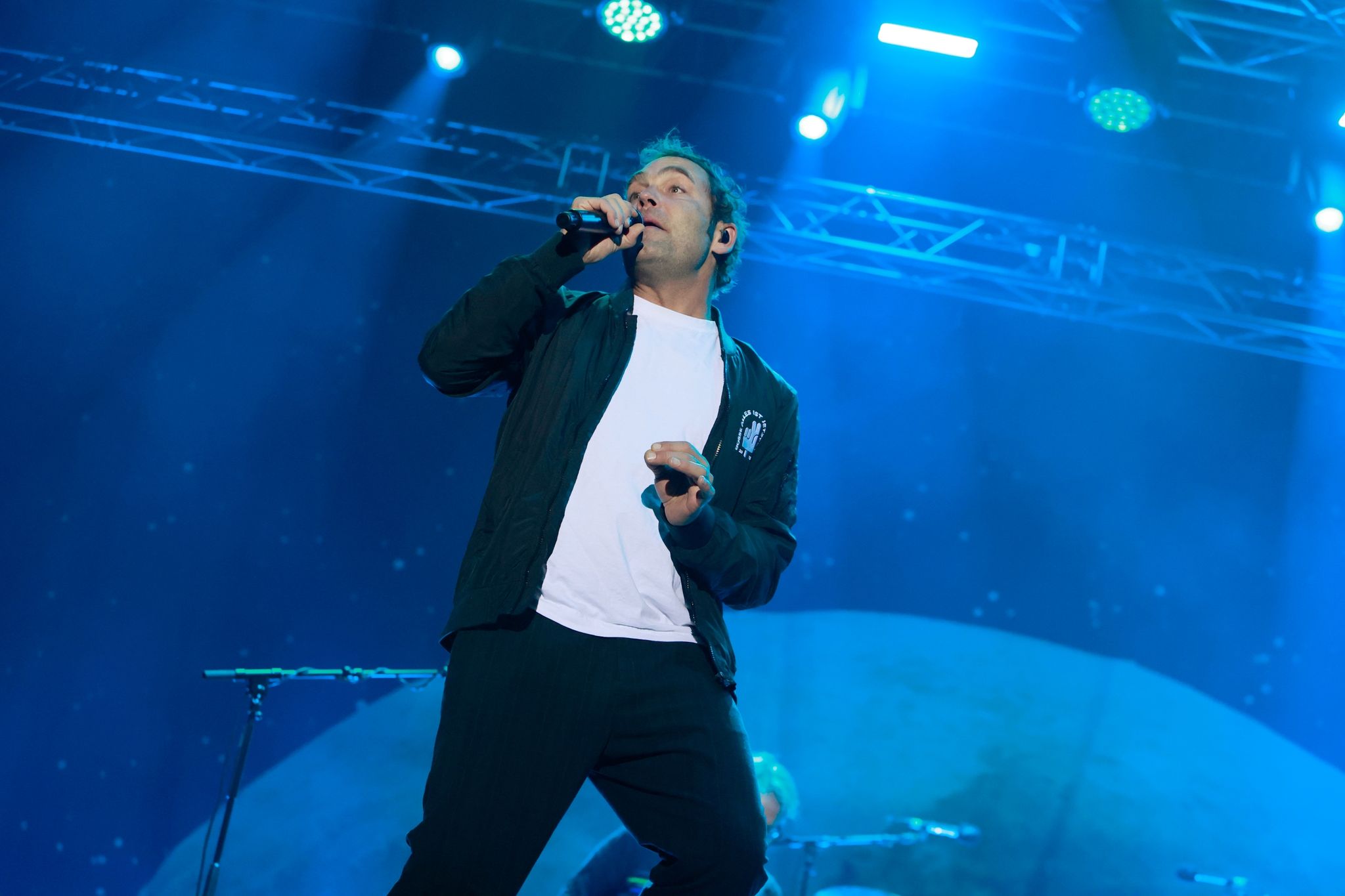 Der Musiker Axel Bosse Singt Auf Dem Musik-Festival "Rocken Am Brocken".