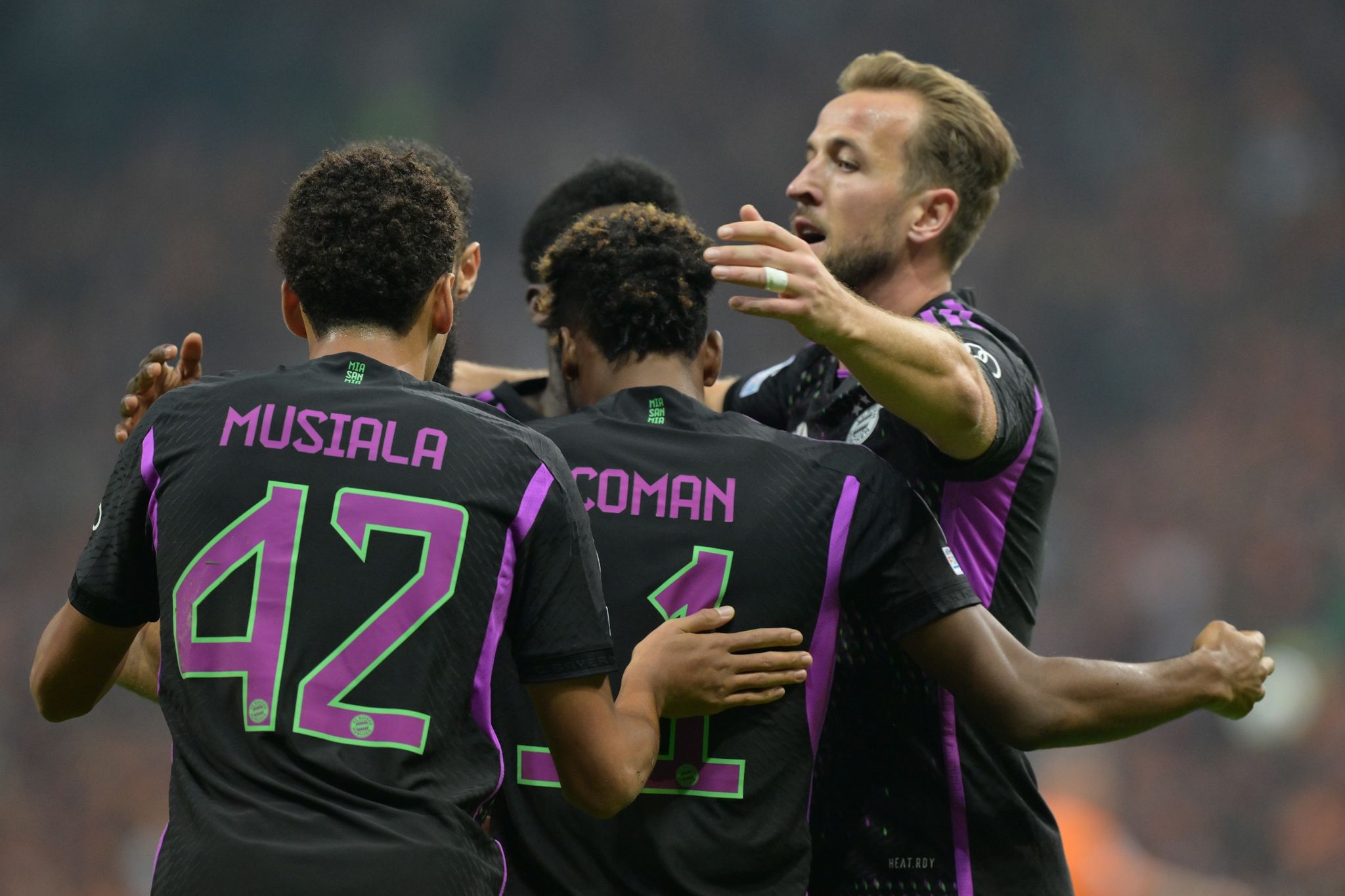 Die Bayern Konnten Sich Bei Galatasaray Mit 3:1 Durchsetzen.