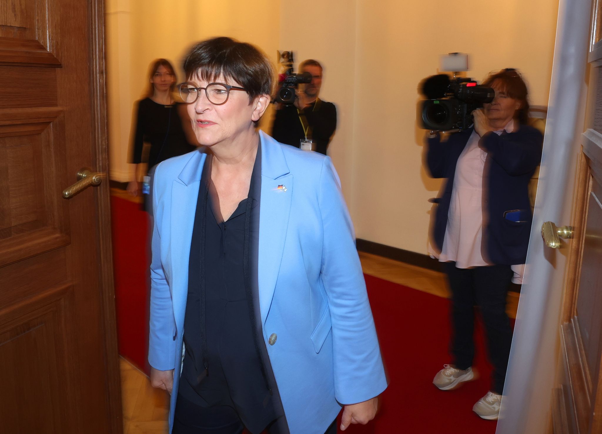 Saskia Esken Kommt Zu Einer Pressekonferenz.