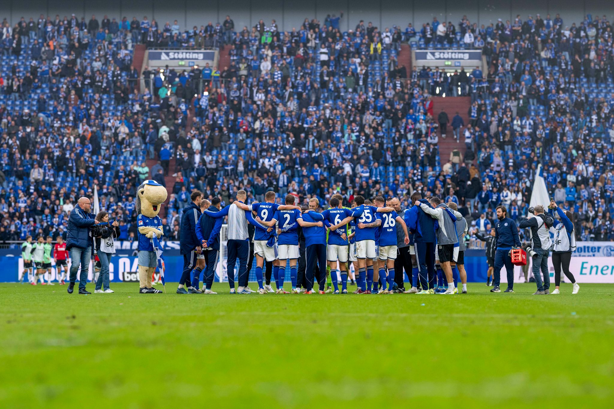 2:3 Gegen Schalke: Hannover Kassiert Dritte Saisonniederlage