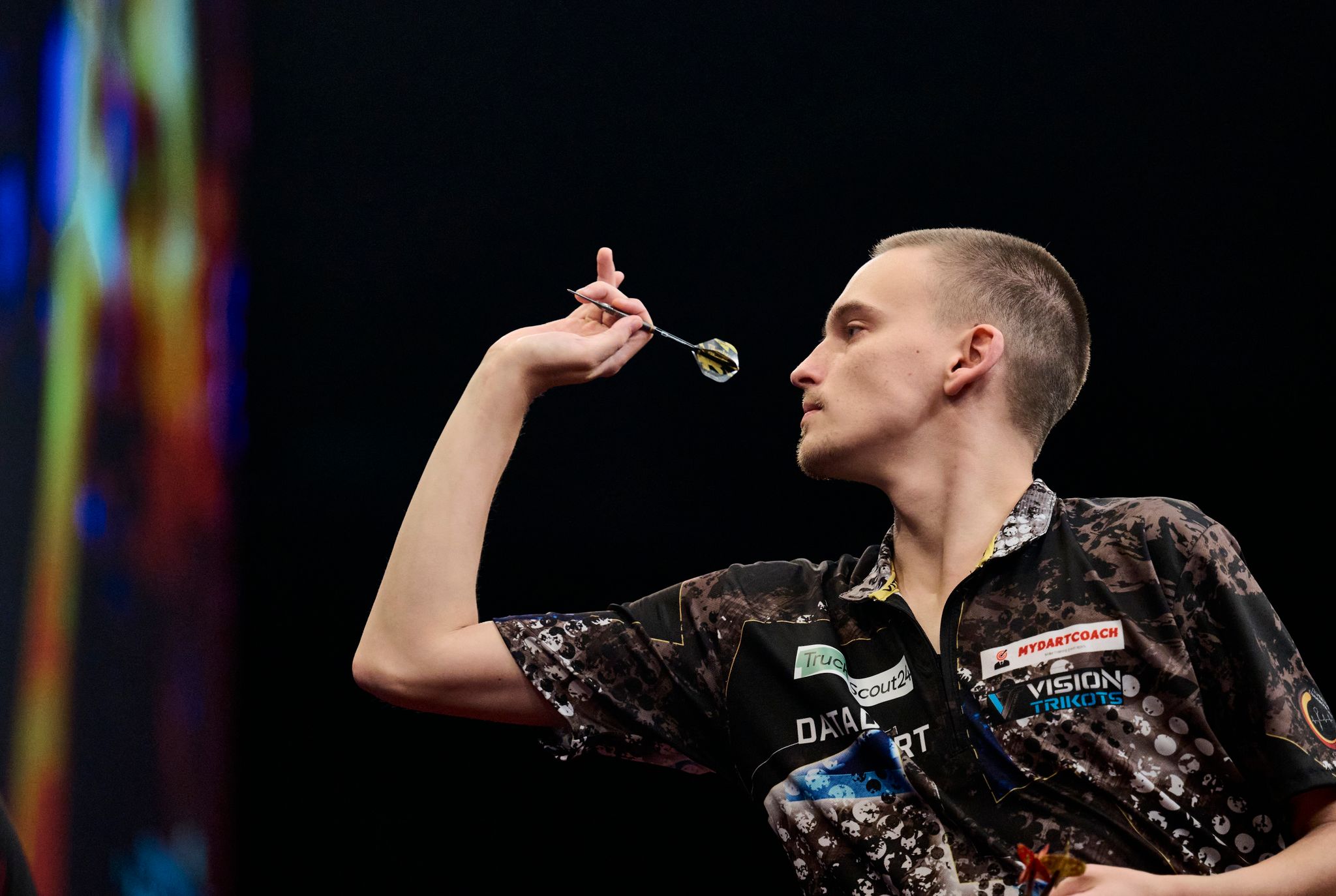 Ricardo Pietreczko Verlor Sein Achtelfinale Gegen Michael Van Gerwen Mit 7:10.
