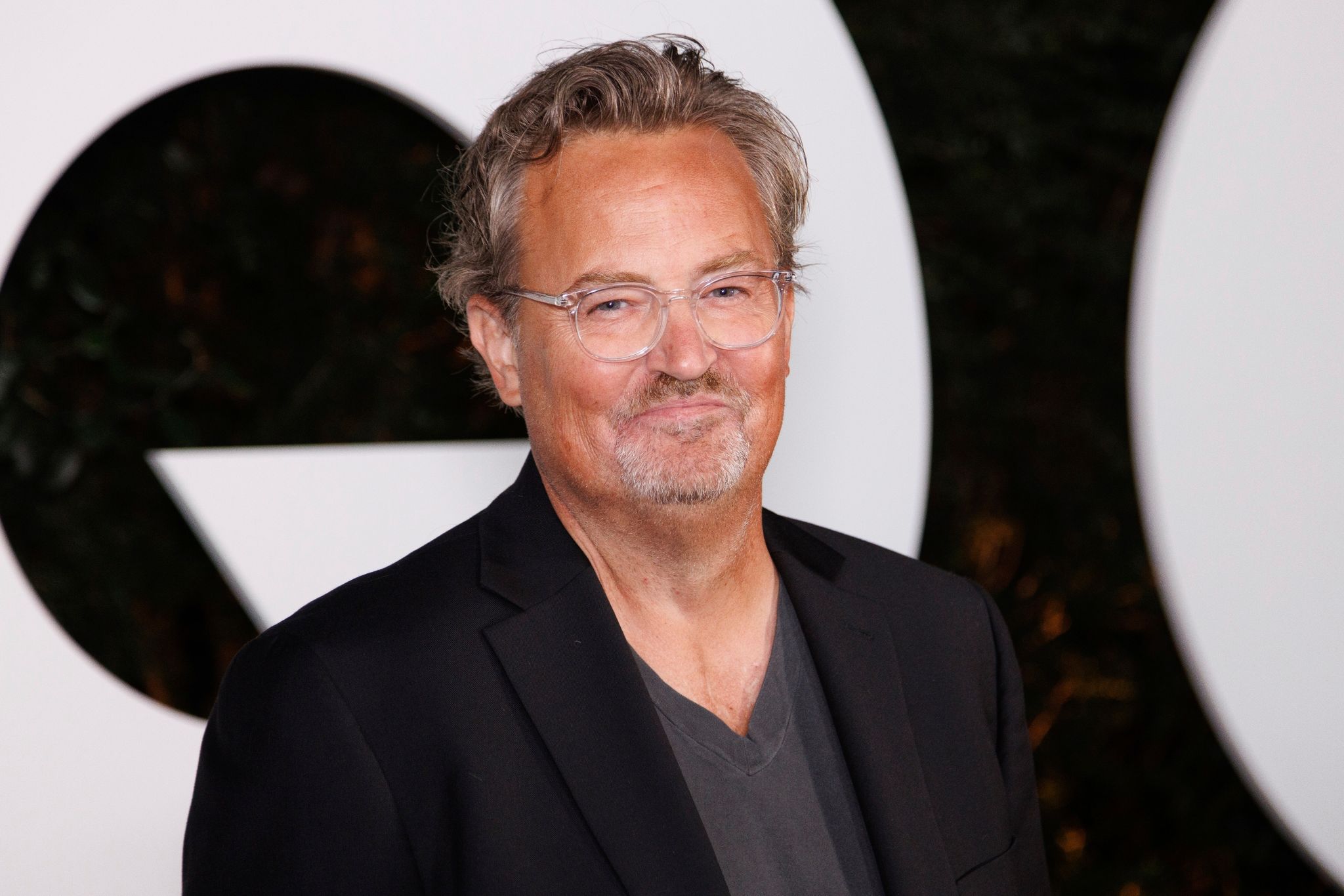 Matthew Perry Kommt Zur GQ Men Of The Year Party (2022).